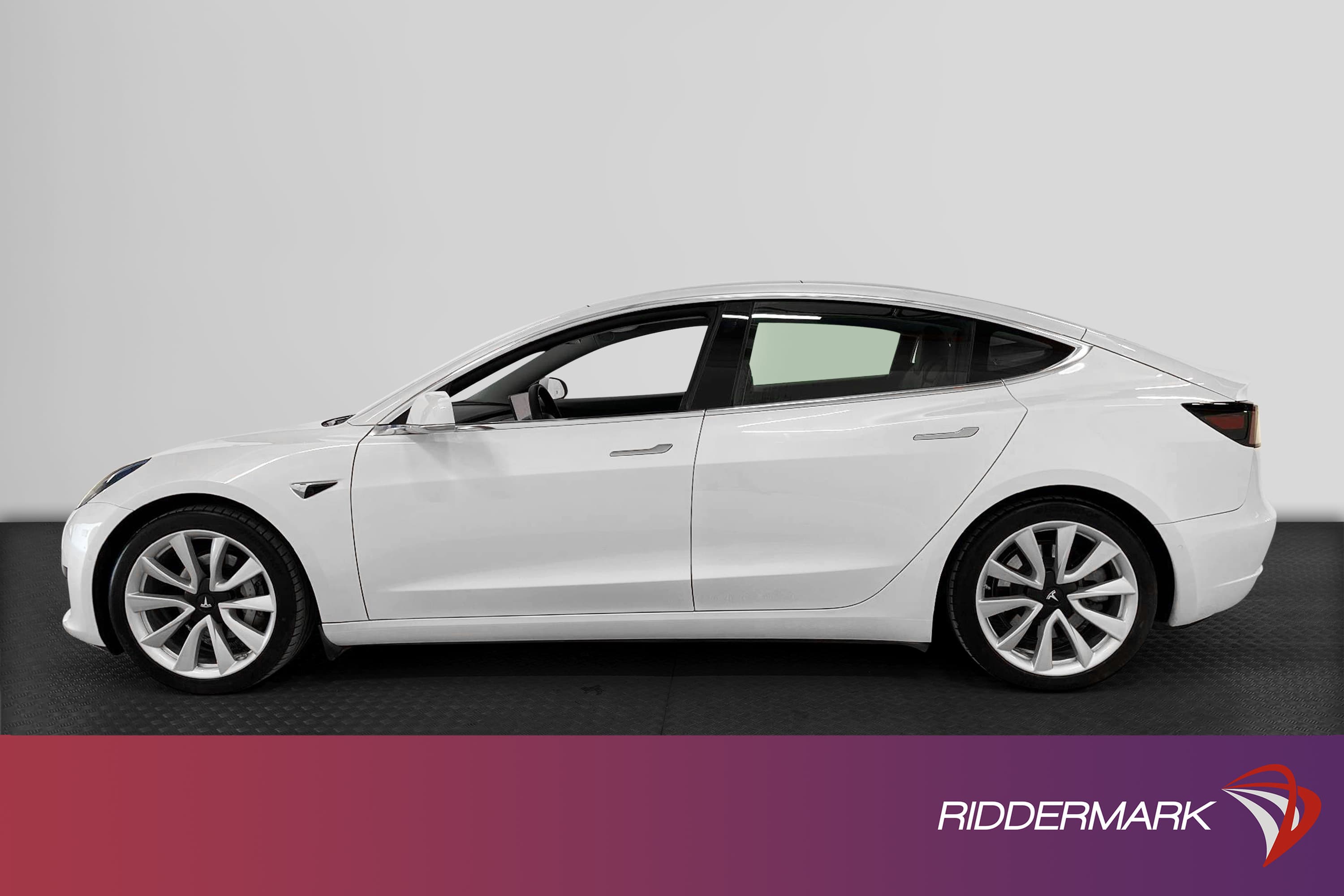 Tesla Model 3 Standard Range Plus 258hk