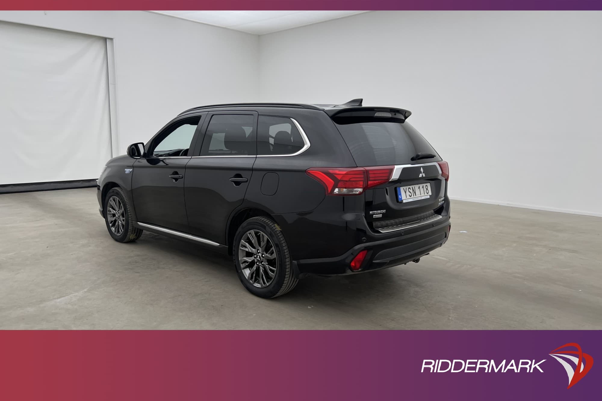 Mitsubishi Outlander PHEV 4WD 203hk