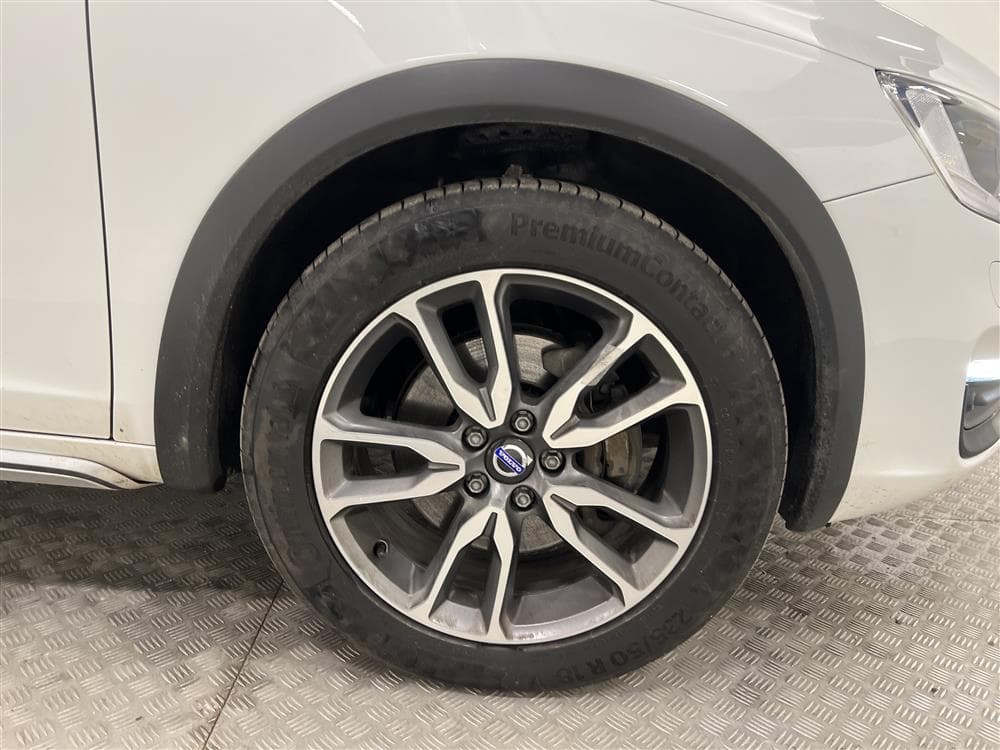 Volvo S60 Cross Country D4 AWD Summum VOC Navi D-Värm Skinn