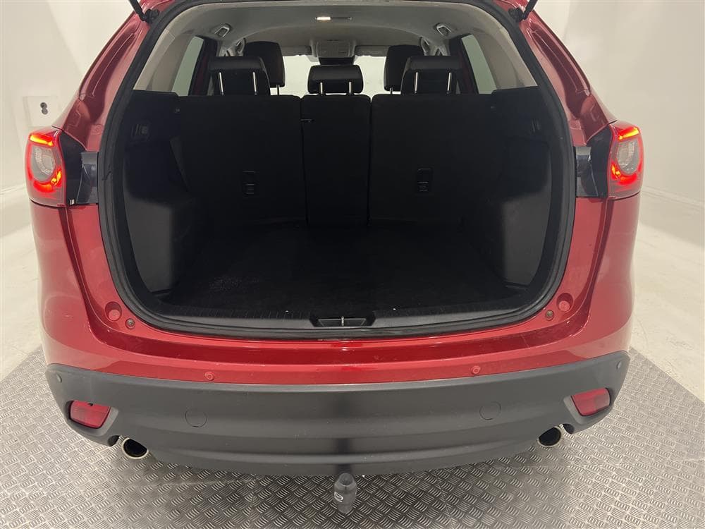 Mazda CX-5 2.5 AWD 192hk Skyactiv Välserv Navi B-kam Drag interiör