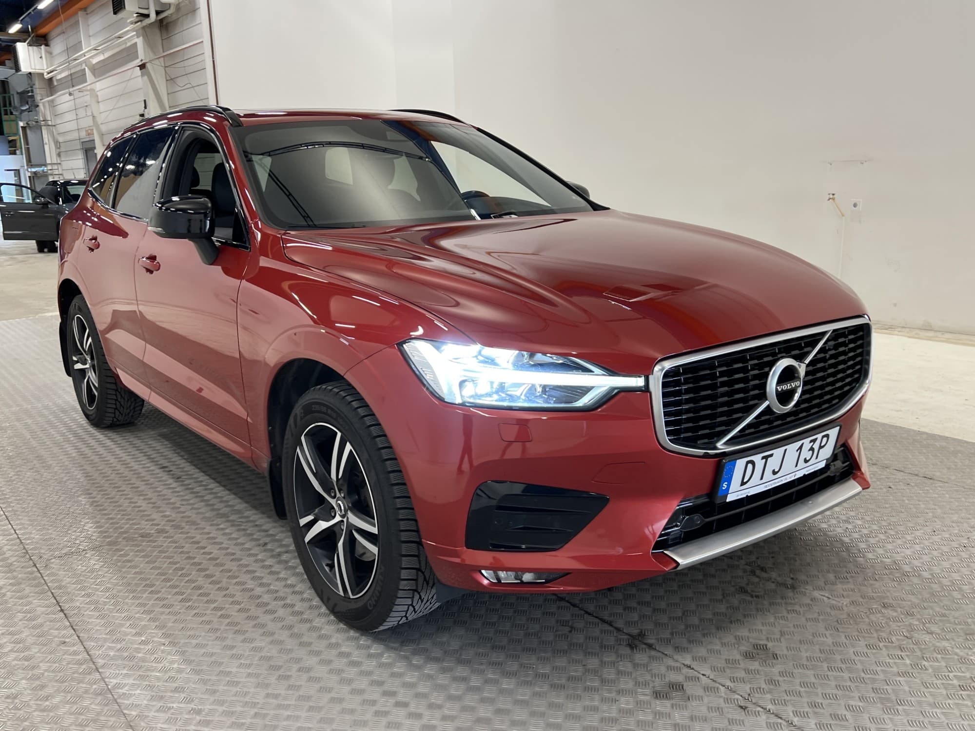 Volvo XC60 T5 AWD 250hk