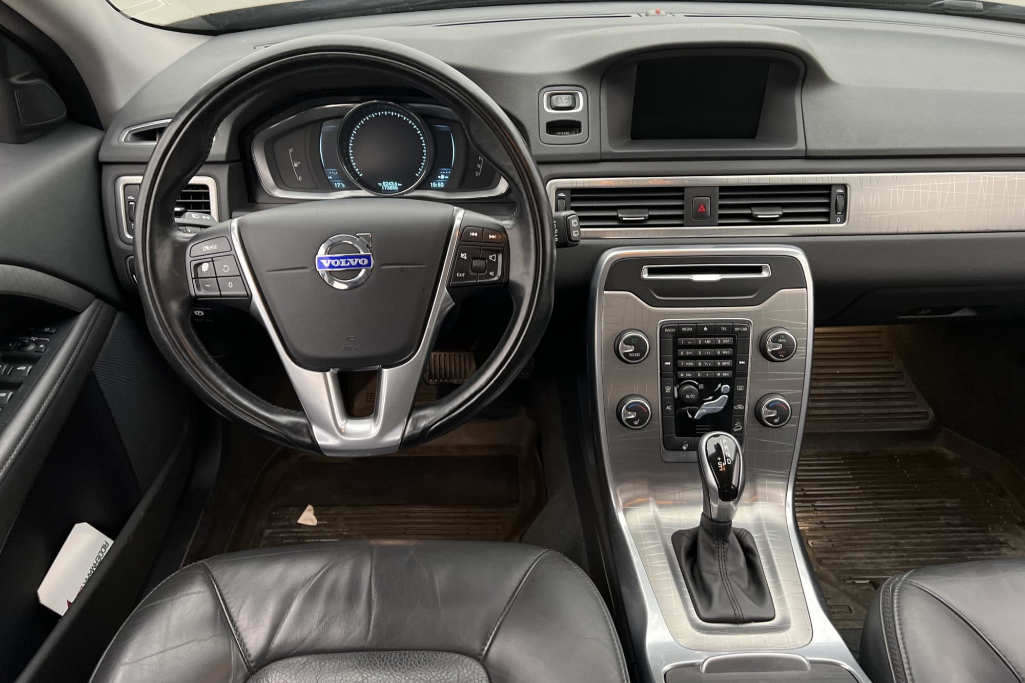 Volvo XC70 D4 AWD Summum Två-Brukare VOC Värmare Skinn Drag