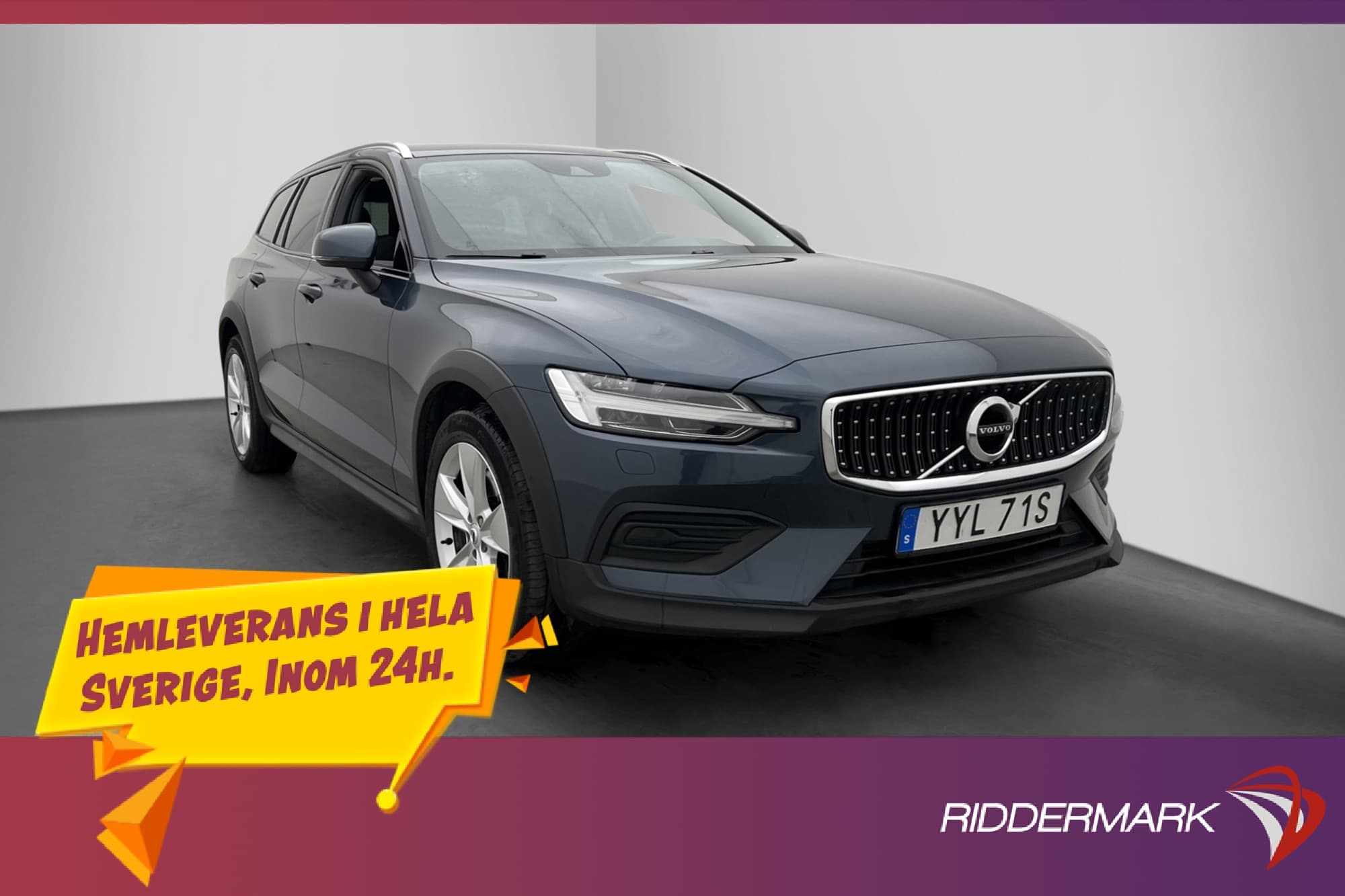 Volvo V60 Cross Country B4 AWD MOMS Kamera Värmare 1 ÄGARE