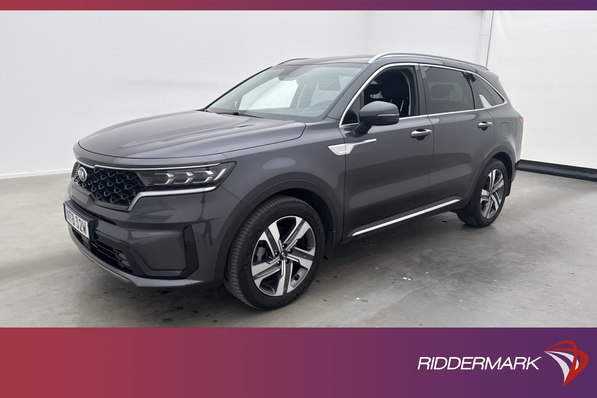Kia Sorento PHEV AWD 265hk Advance 7-Sits BOSE Kamera Skinn