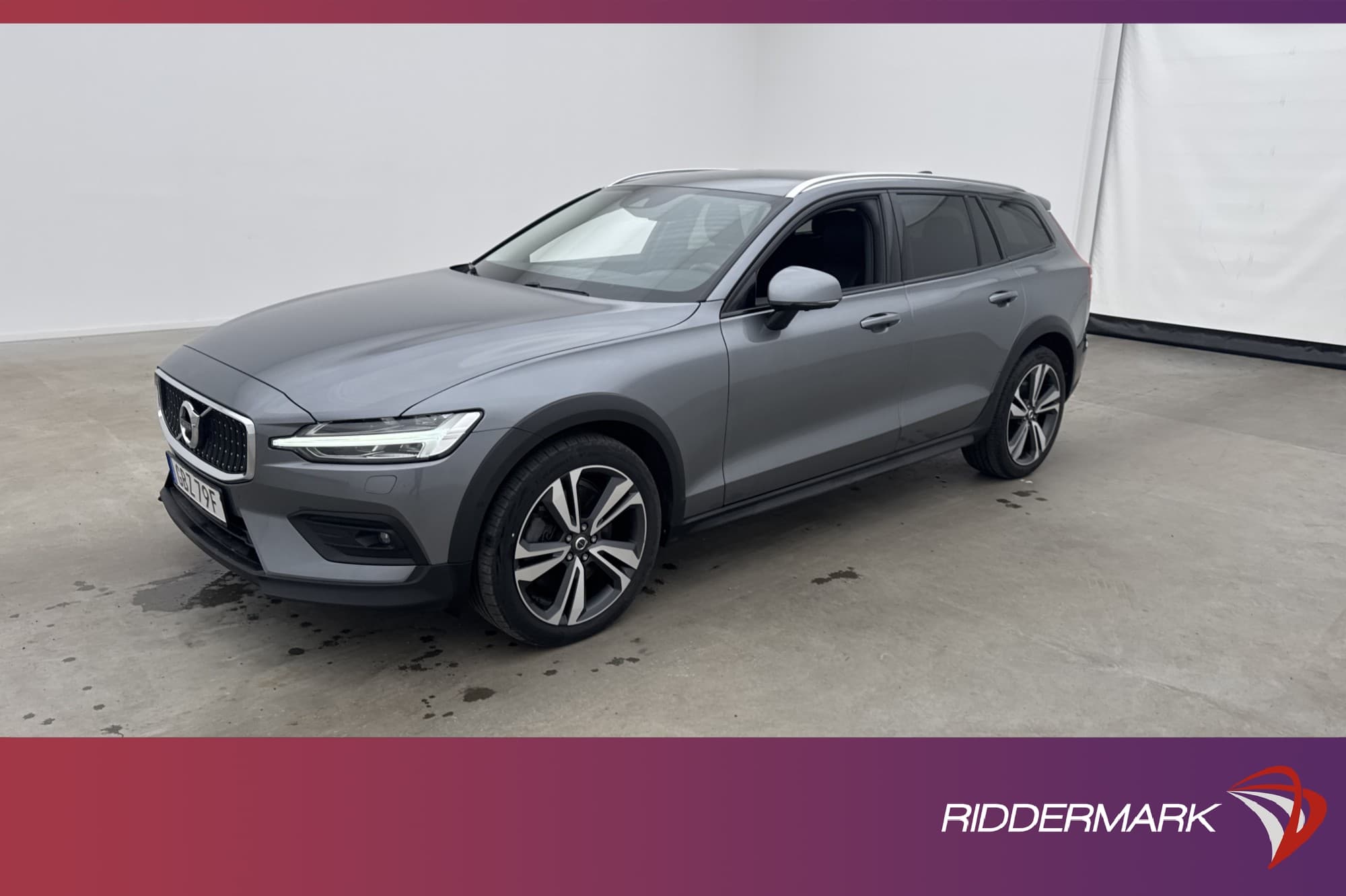 Volvo V60 Cross Country B4 AWD