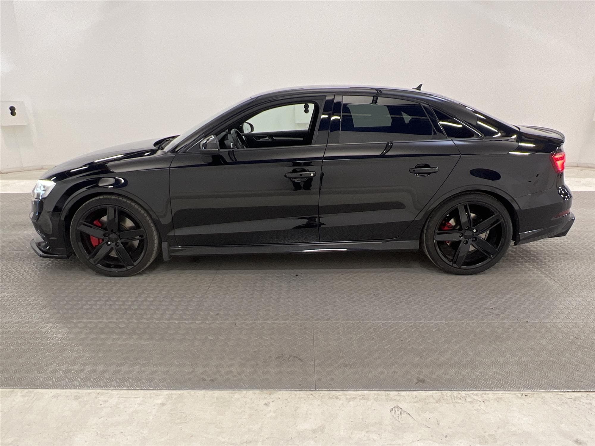 Audi S3 2.0 310hk 