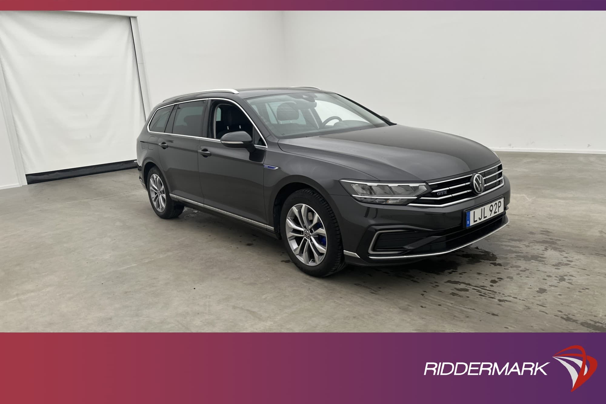Volkswagen Passat GTE 218hk