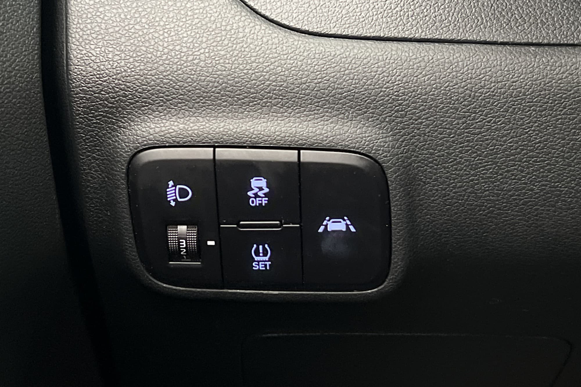 Hyundai i10 1.0 67hk Essential Rattvärme Carplay 0,43L/mil