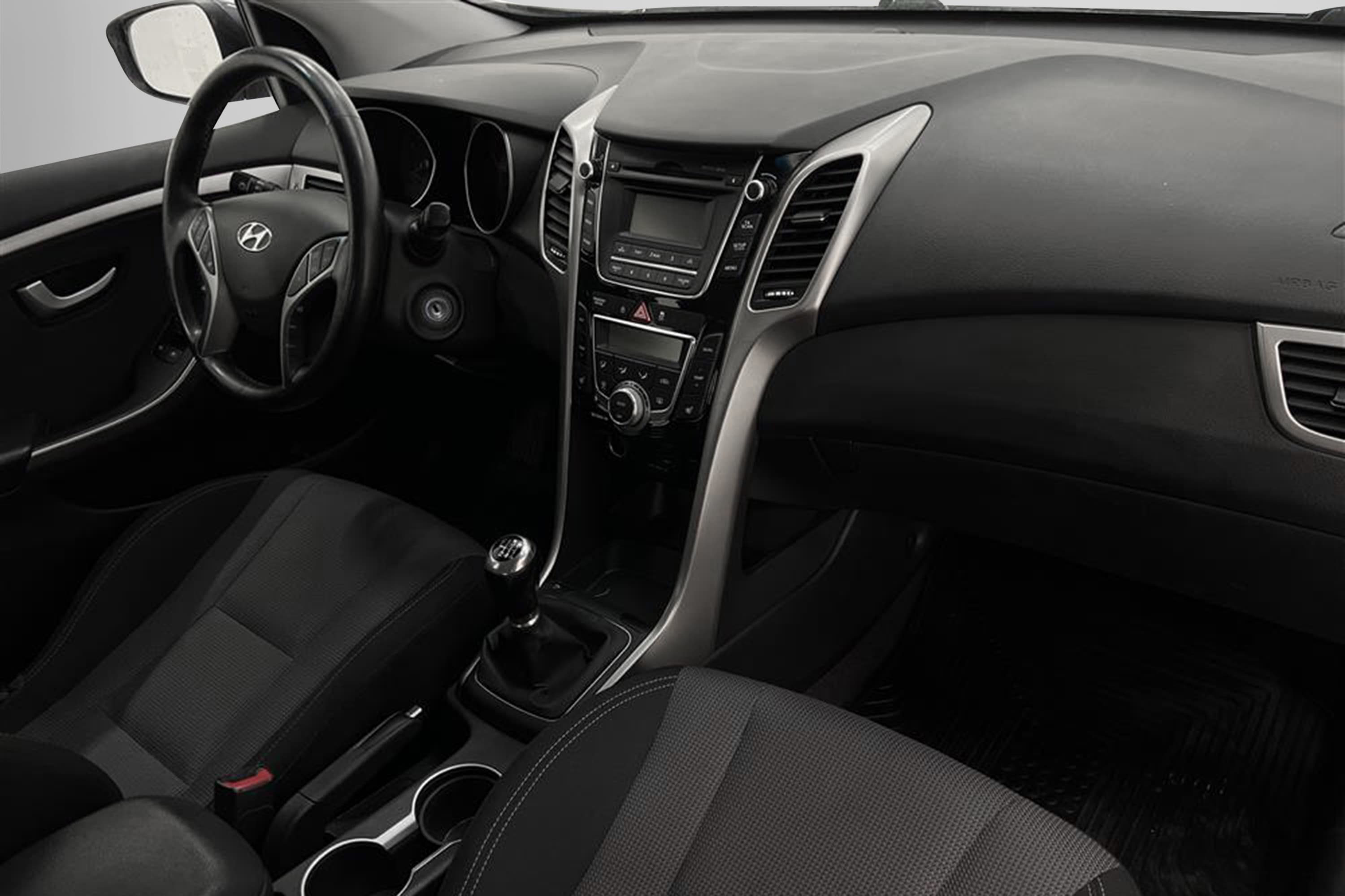 Hyundai i30 1.6 GDI 135hk Välservad PDC Låg Skatt 0,53l/mil