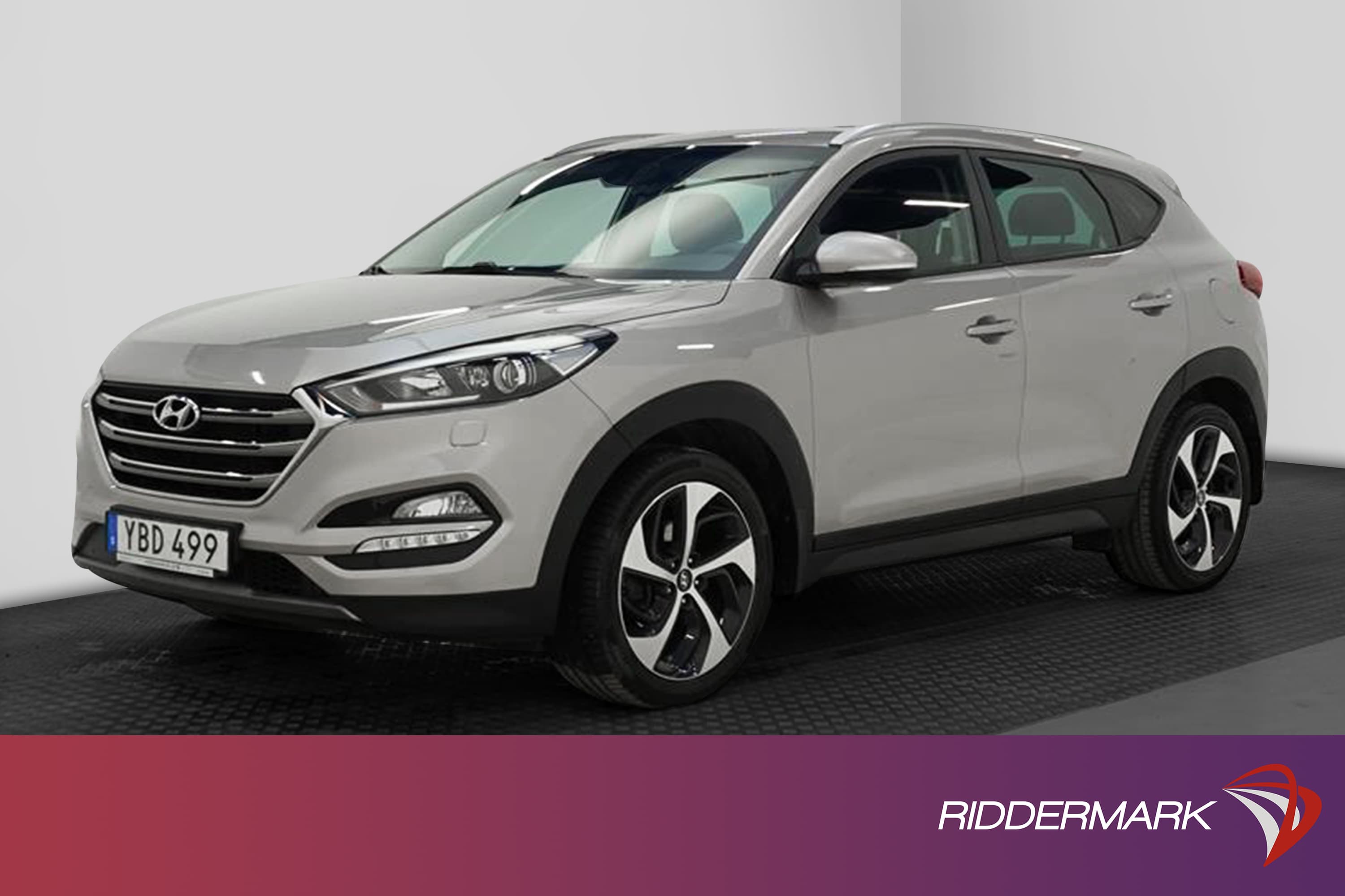 Hyundai Tucson 1.6T 4WD 177hk P-sensor Rattvärme Dragexteriör