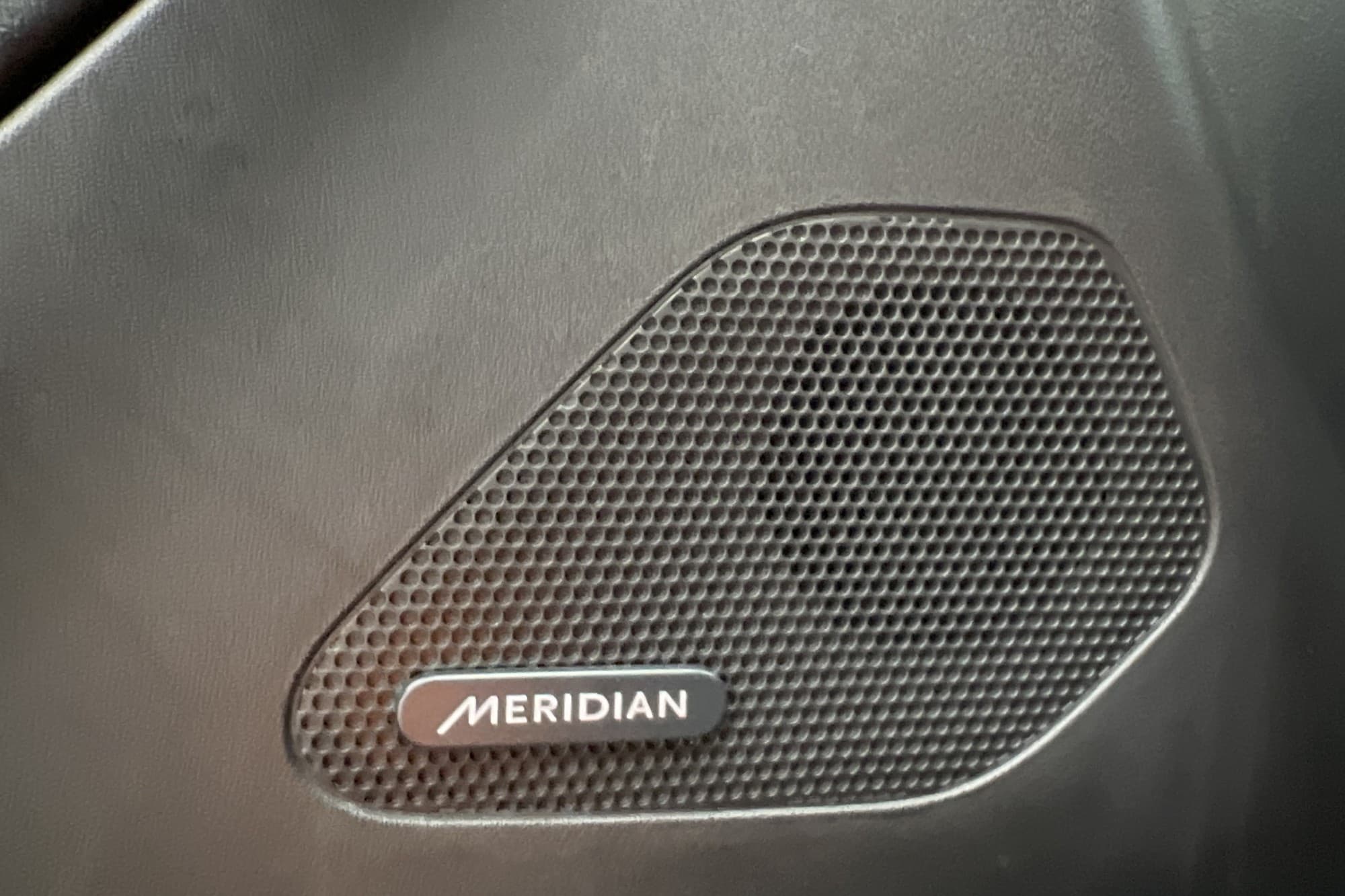 Jaguar F-Pace 20d AWD Kamera Keyless Navi Rattvärm MERIDIAN 