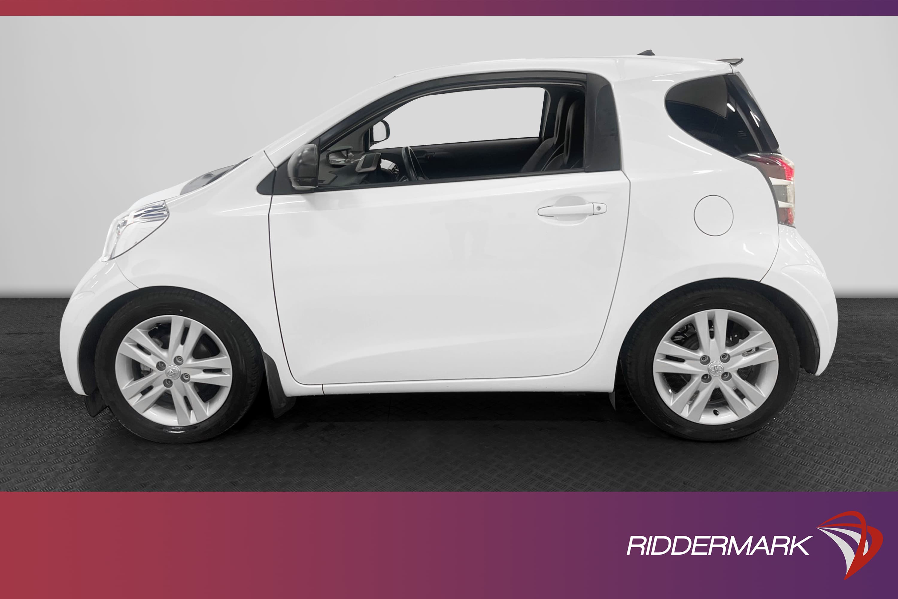 Toyota iQ 1.33 Dual VVT-i Super 98hk