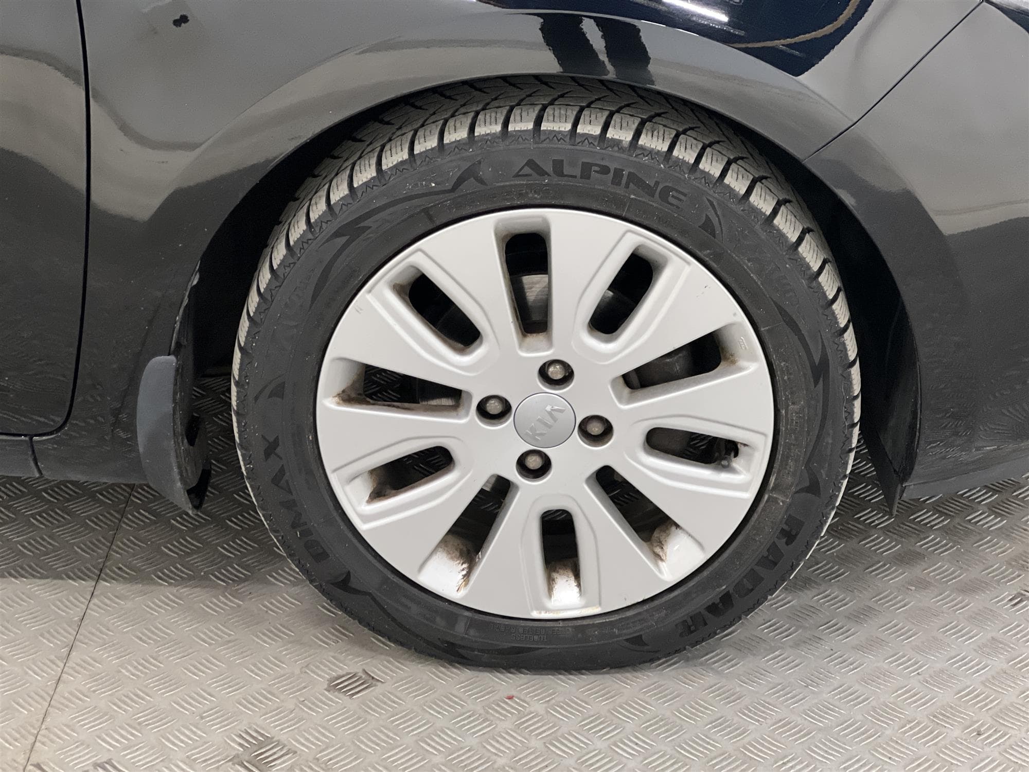 Kia Rio 5-dörrar 1.2 CVVT 86hk GLS Rattvärme Välserv En-Bruk