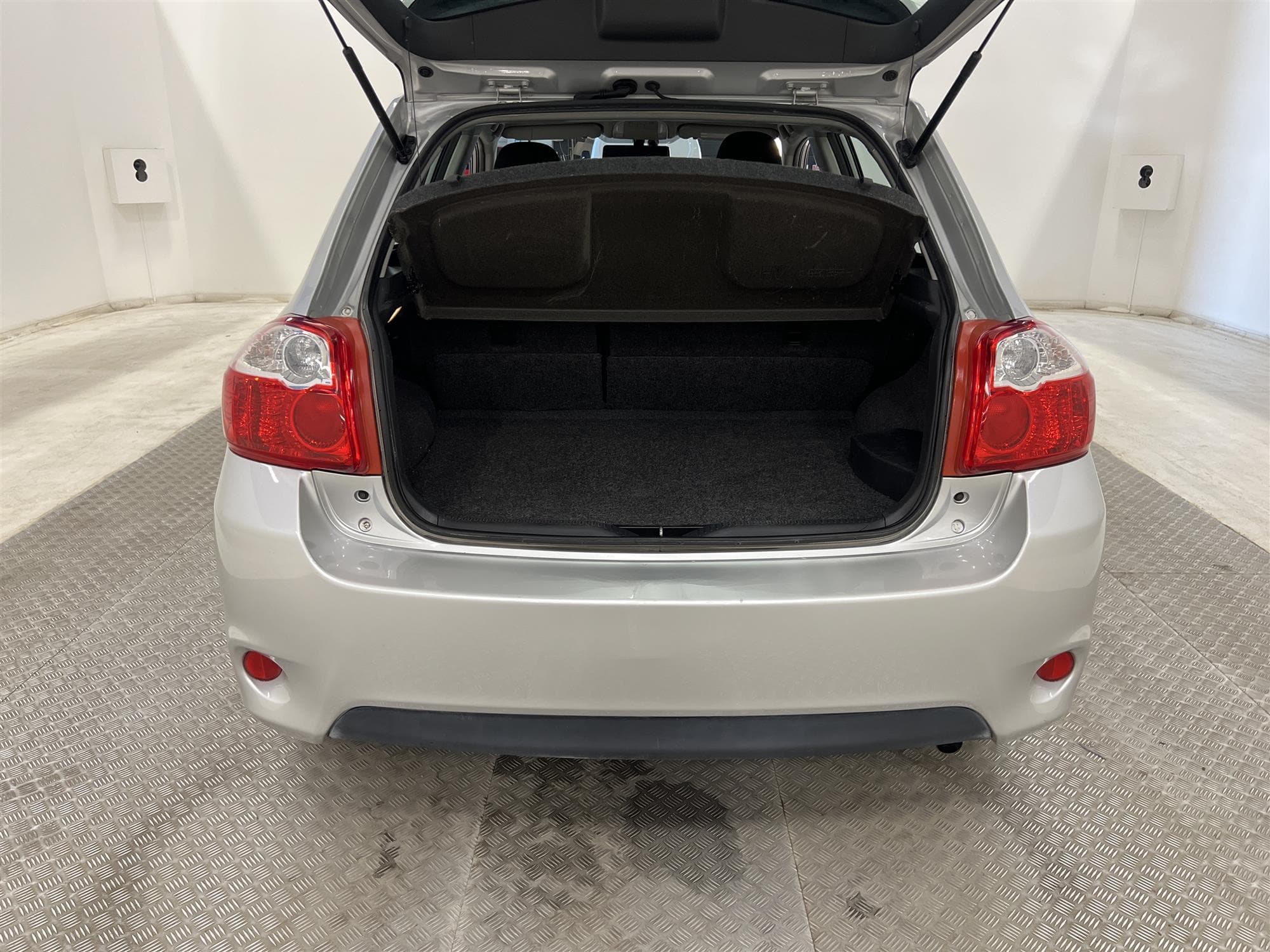Toyota  Auris Hybrid e-CVT 136hk B-Kam Låg Skatt 0,40L/mil