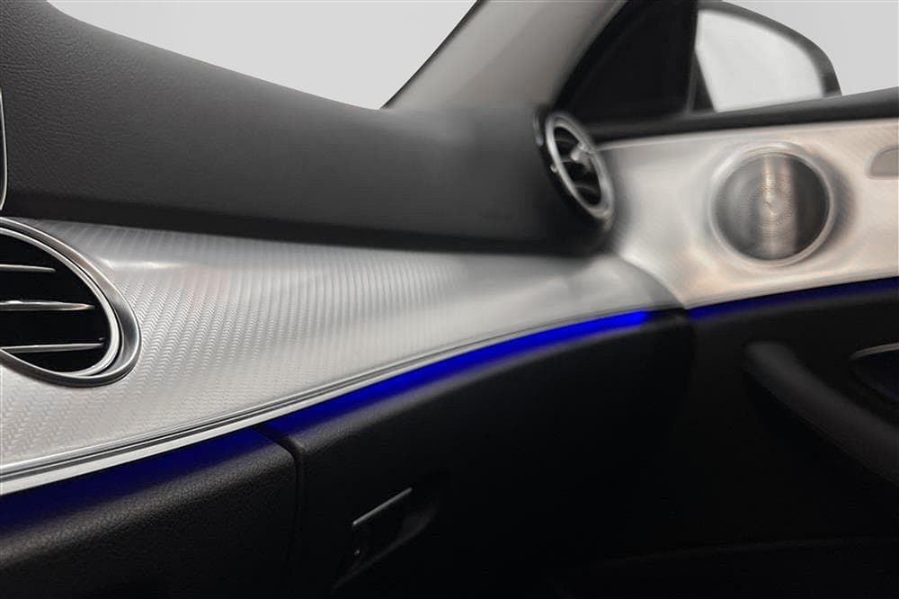 Mercedes-Benz E 220 All-T 4M Widescreen Pano Burmester 360interiör