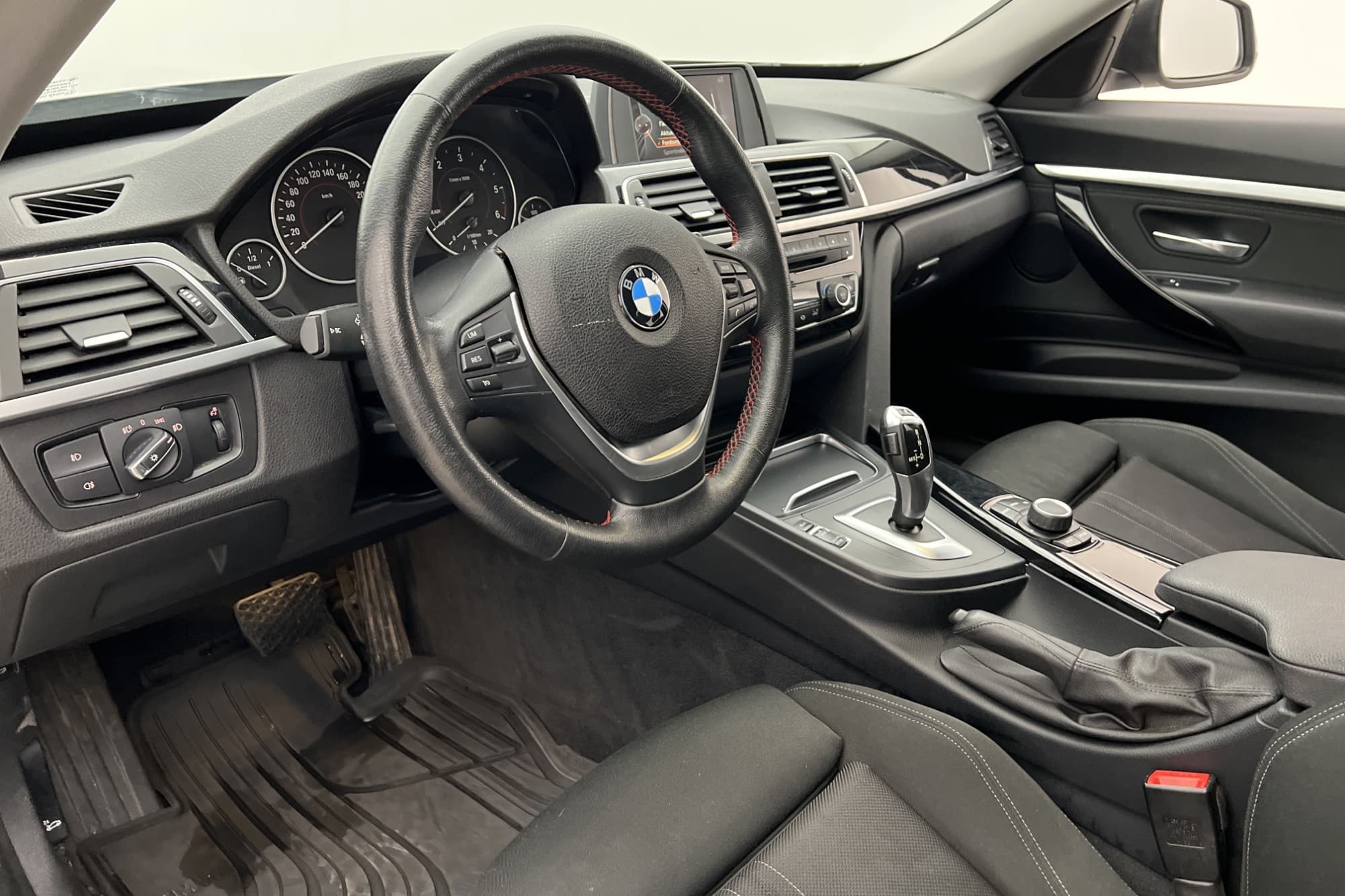 BMW 320 d xDrive GT Sport line HiFi Drag Rattvärme Sensorer