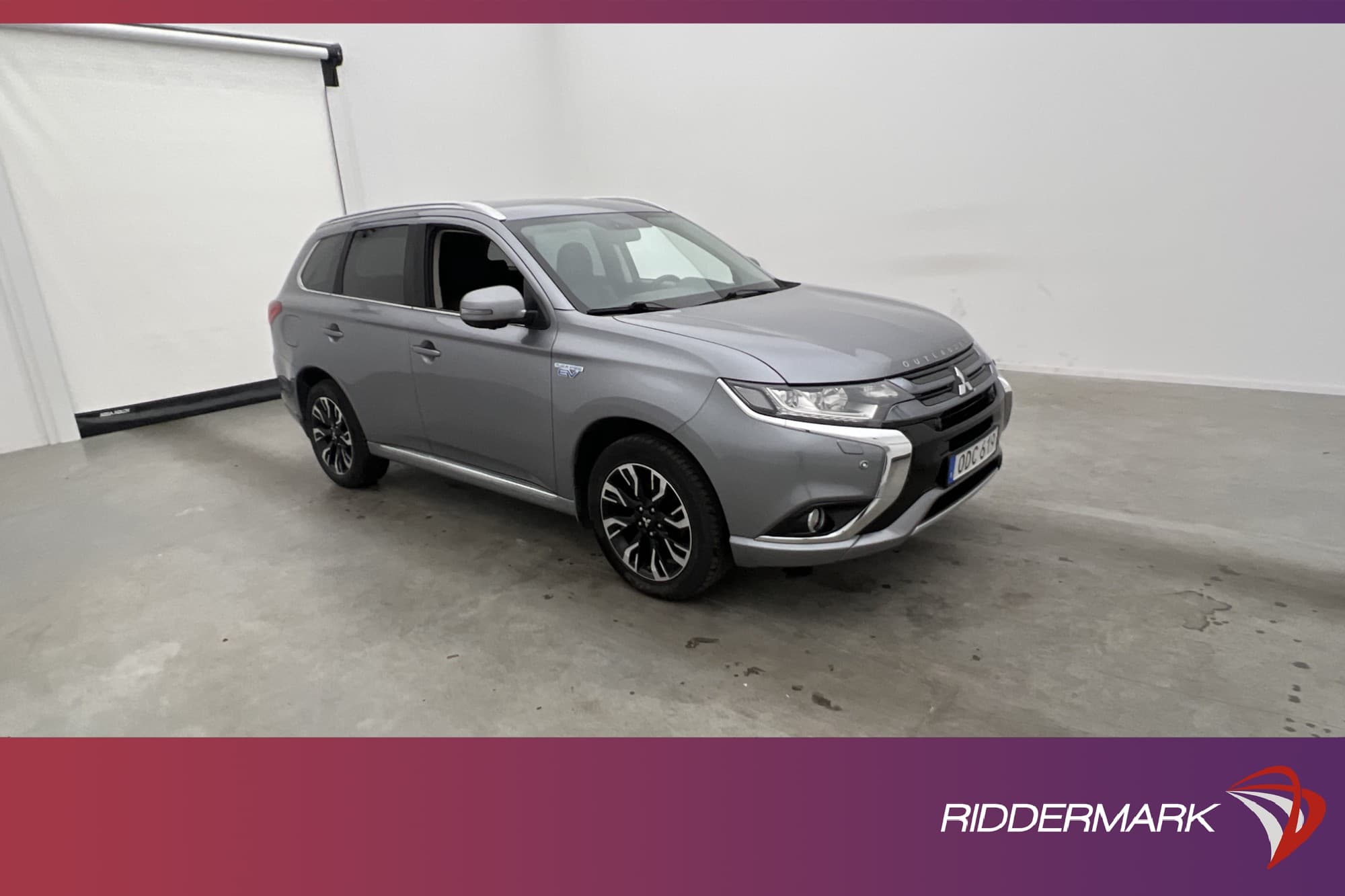 Mitsubishi Outlander PHEV 4WD 203hk