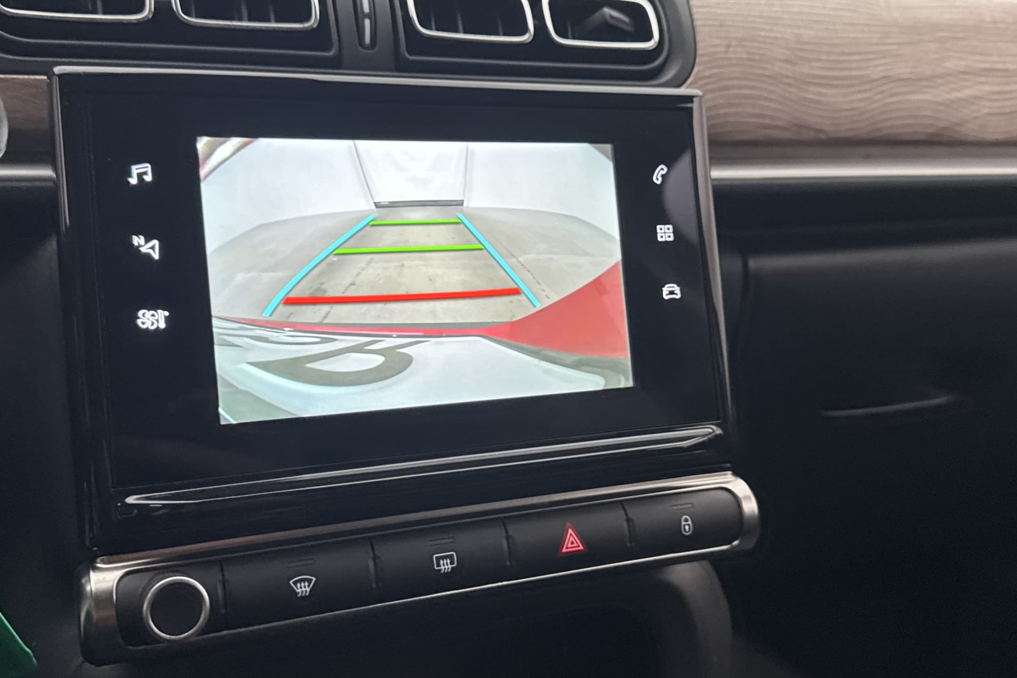 Citroën C3 1.2 Puretech 83hk SHINE PACK Kamera Navi CarPlay