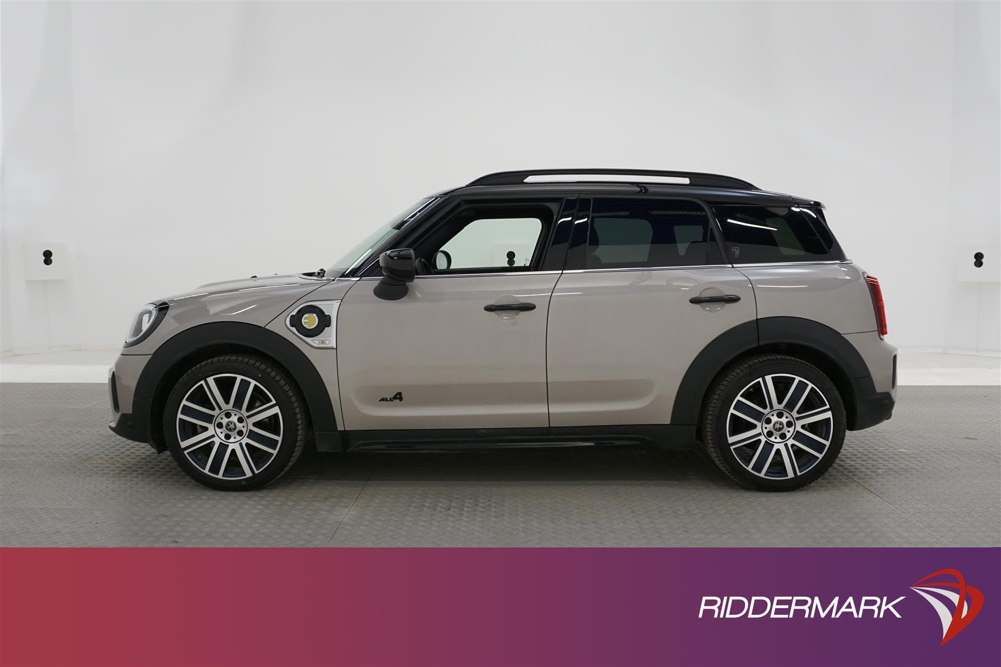 MINI Countryman SE ALL4 220hk