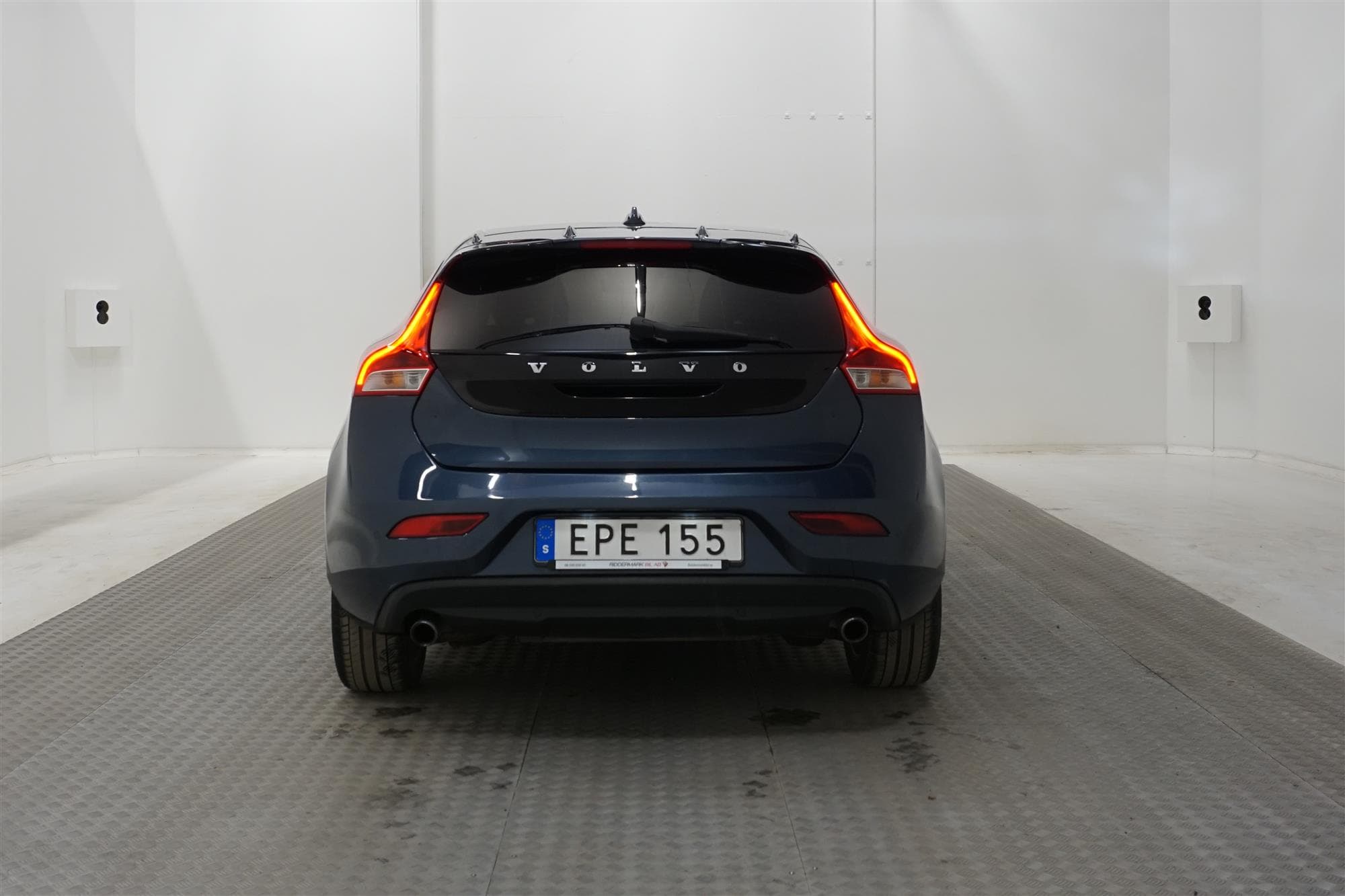 Volvo V40 D3  150hk Inscription Summum D-Värm Skinn P-Sensor