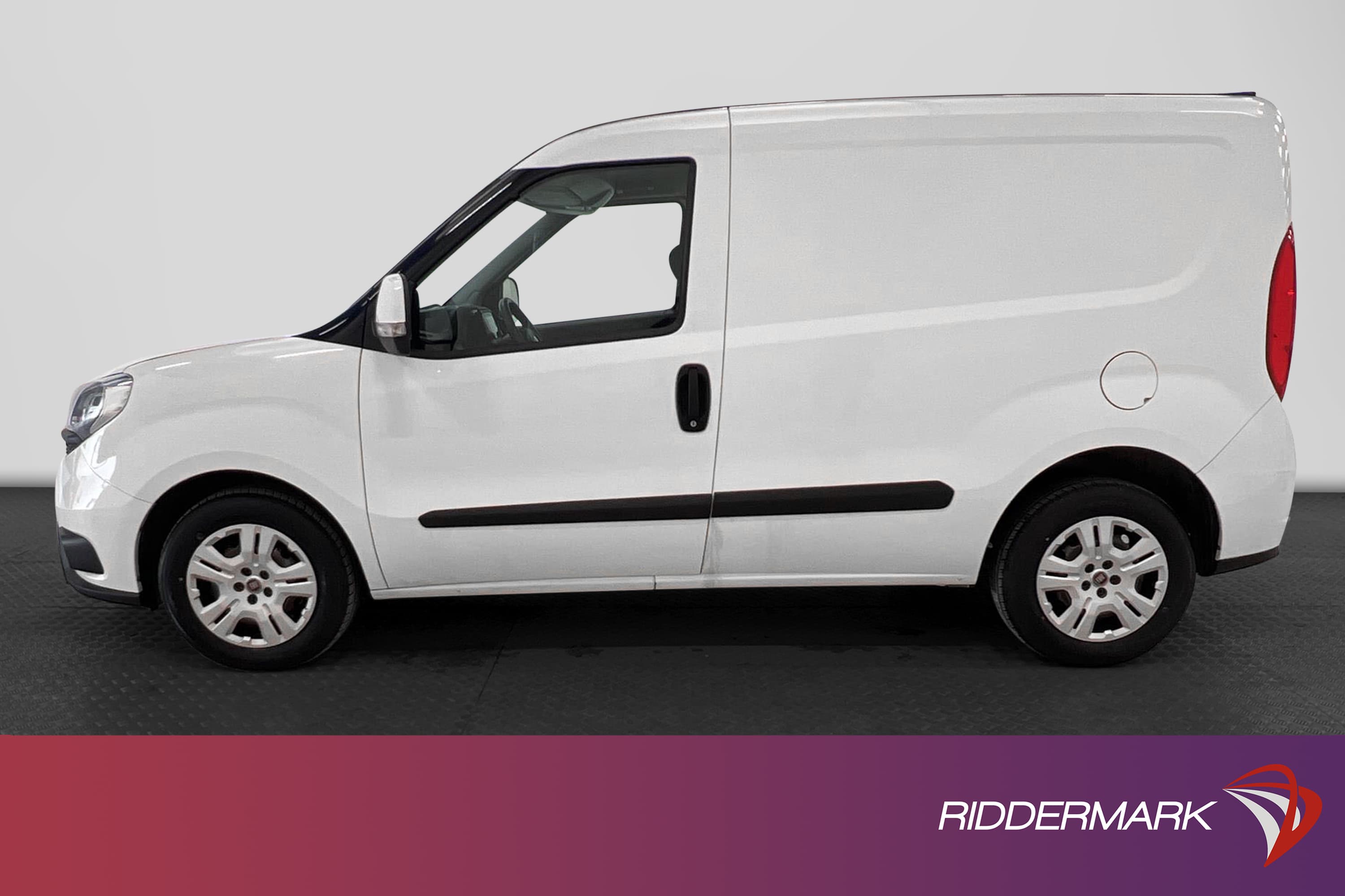 Fiat Doblo 1.3 MJT 3-sits 90hk Nyservad