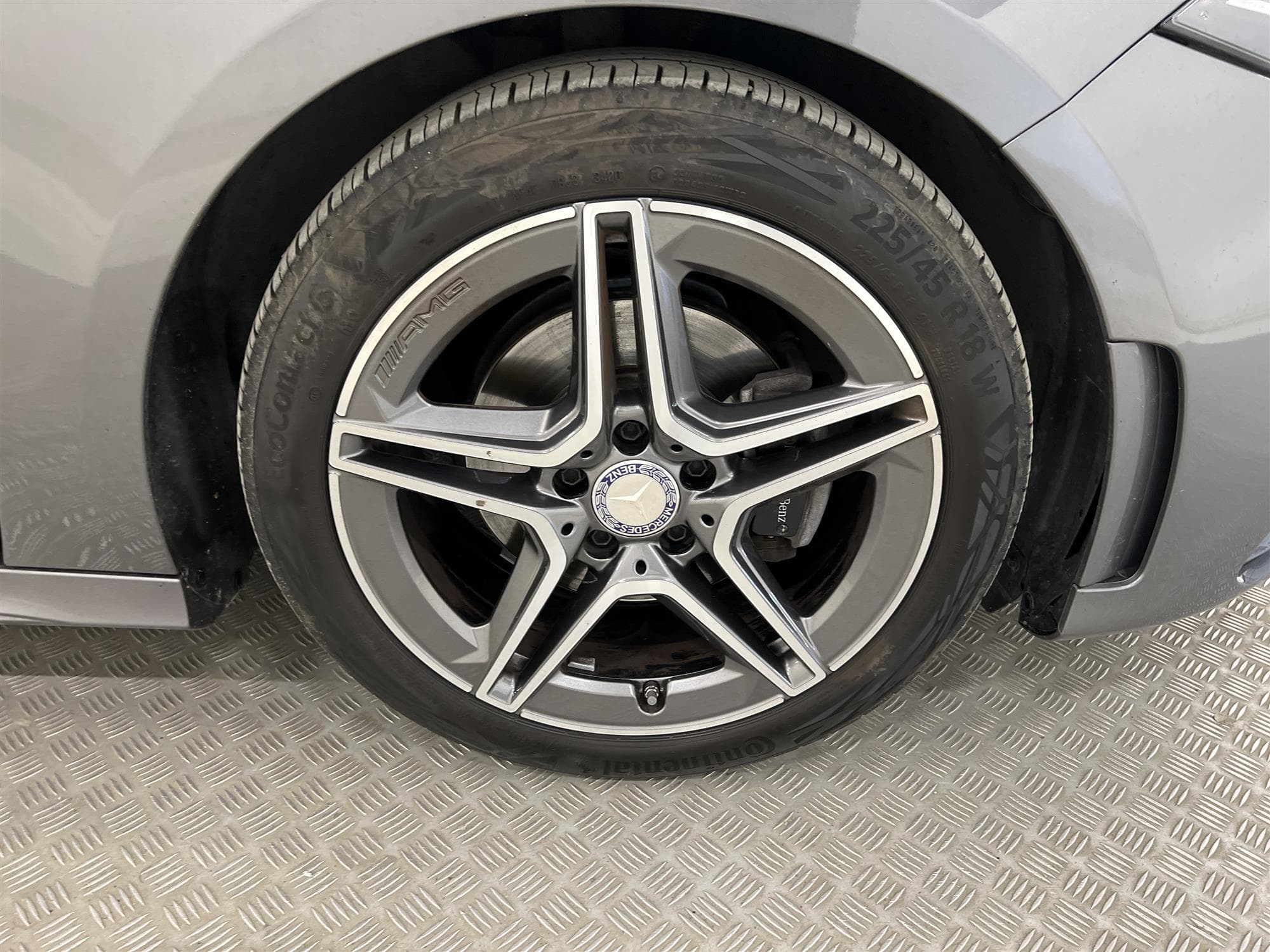 Mercedes-Benz A 180 136hk AMG Sport Kamera Välserv 0,59l/mil