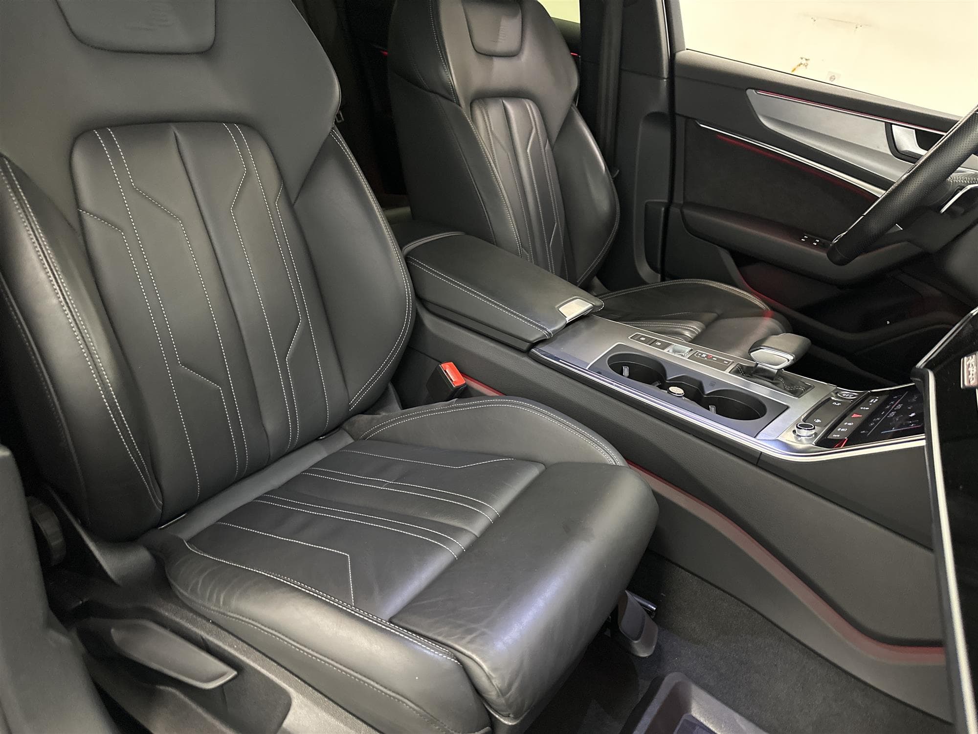 Audi A6 Avant 45 TDI Q 231hk S Line D-Värm Drag Cockpit 360