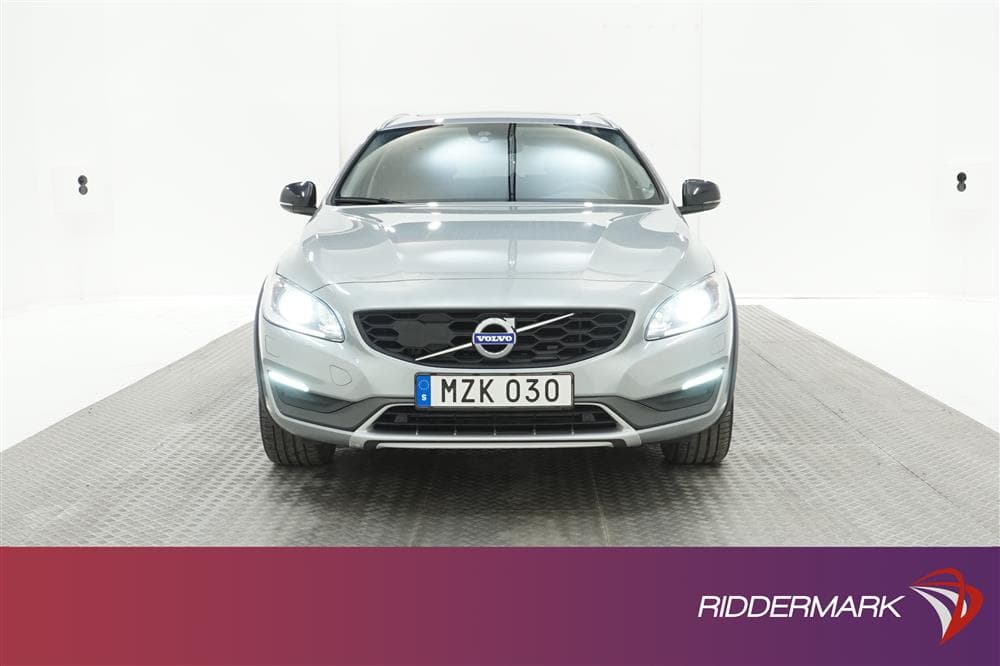 Volvo V60 D4 AWD Cross Country Summum VOC Värmare T-lucka
