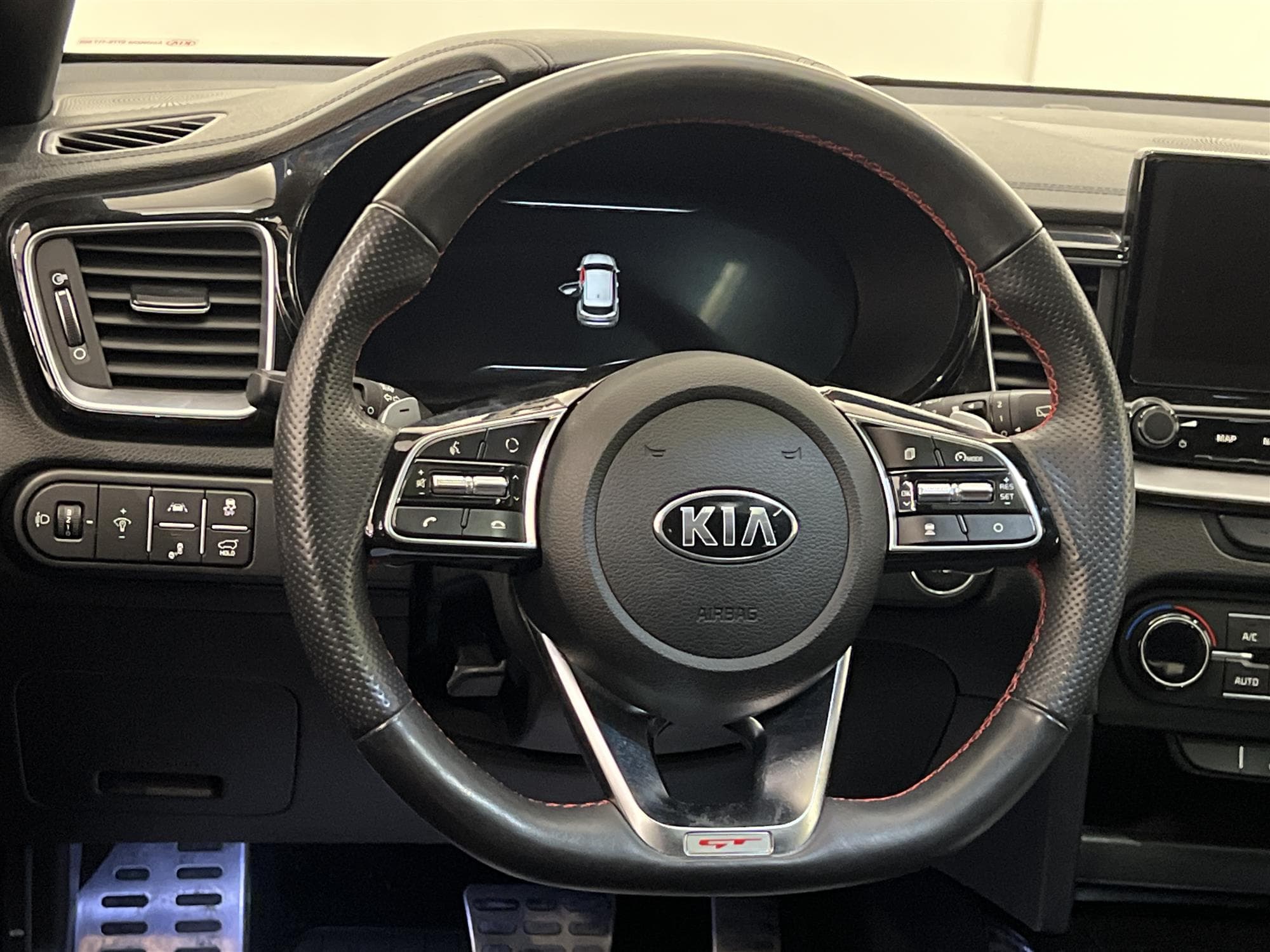 Kia ProCeed GT 1.6 T-GDi 204hk Panorama B-Kam Cockpit