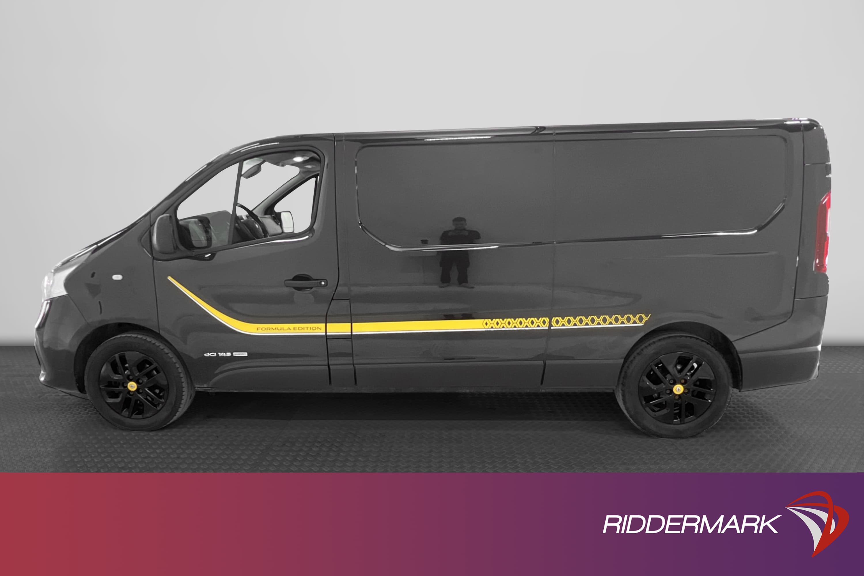 Renault Trafic L2 Formula Edition 145hk Navi Drag Värmare