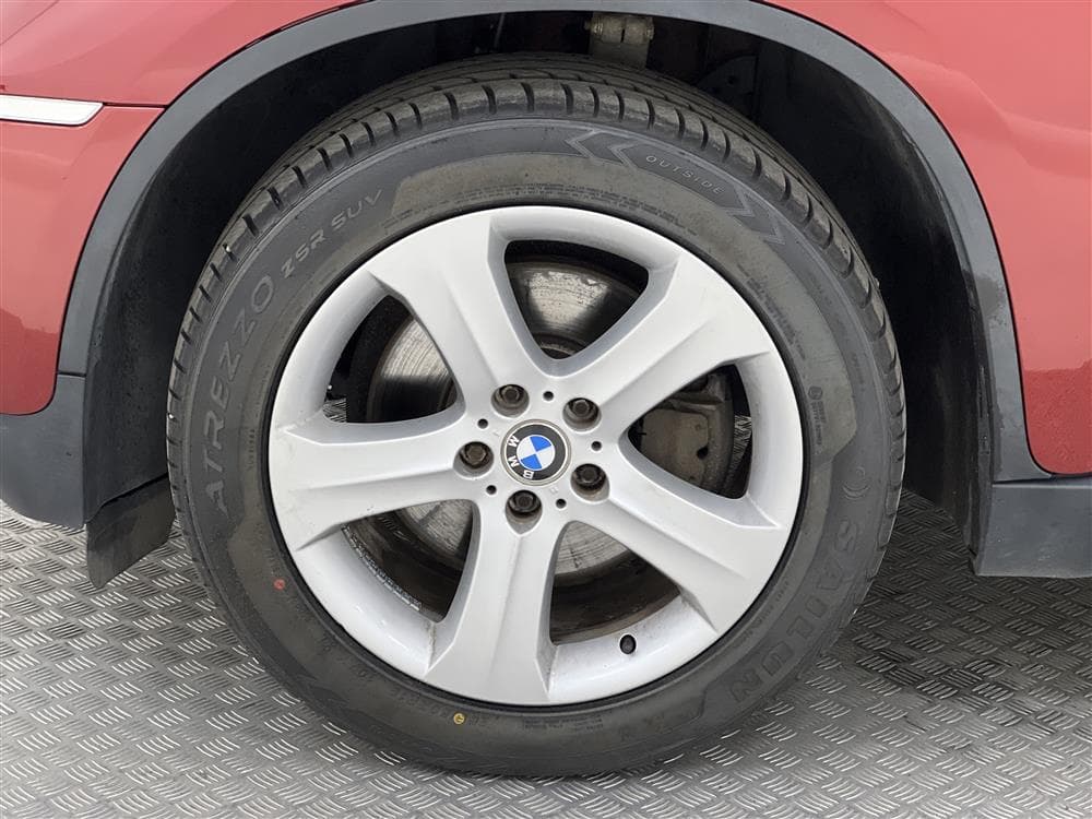 BMW X6 30d E71 235hk Skinn HuD T-lucka B-kam Drag Nyservadinteriör