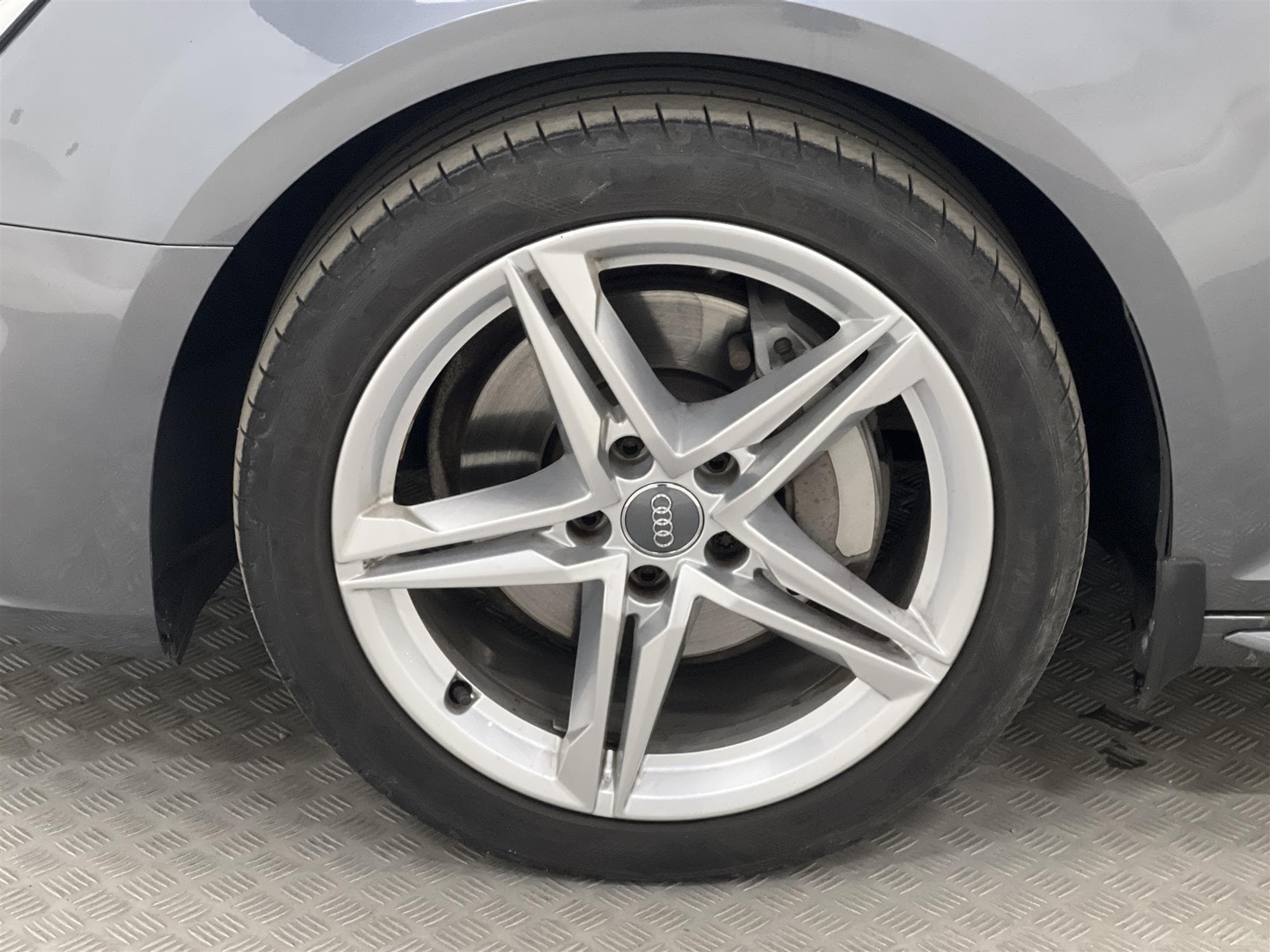 Audi  A4 Avant 2.0 TDI Q 190hk S-Line D-Värm Drag 0,46L/mil