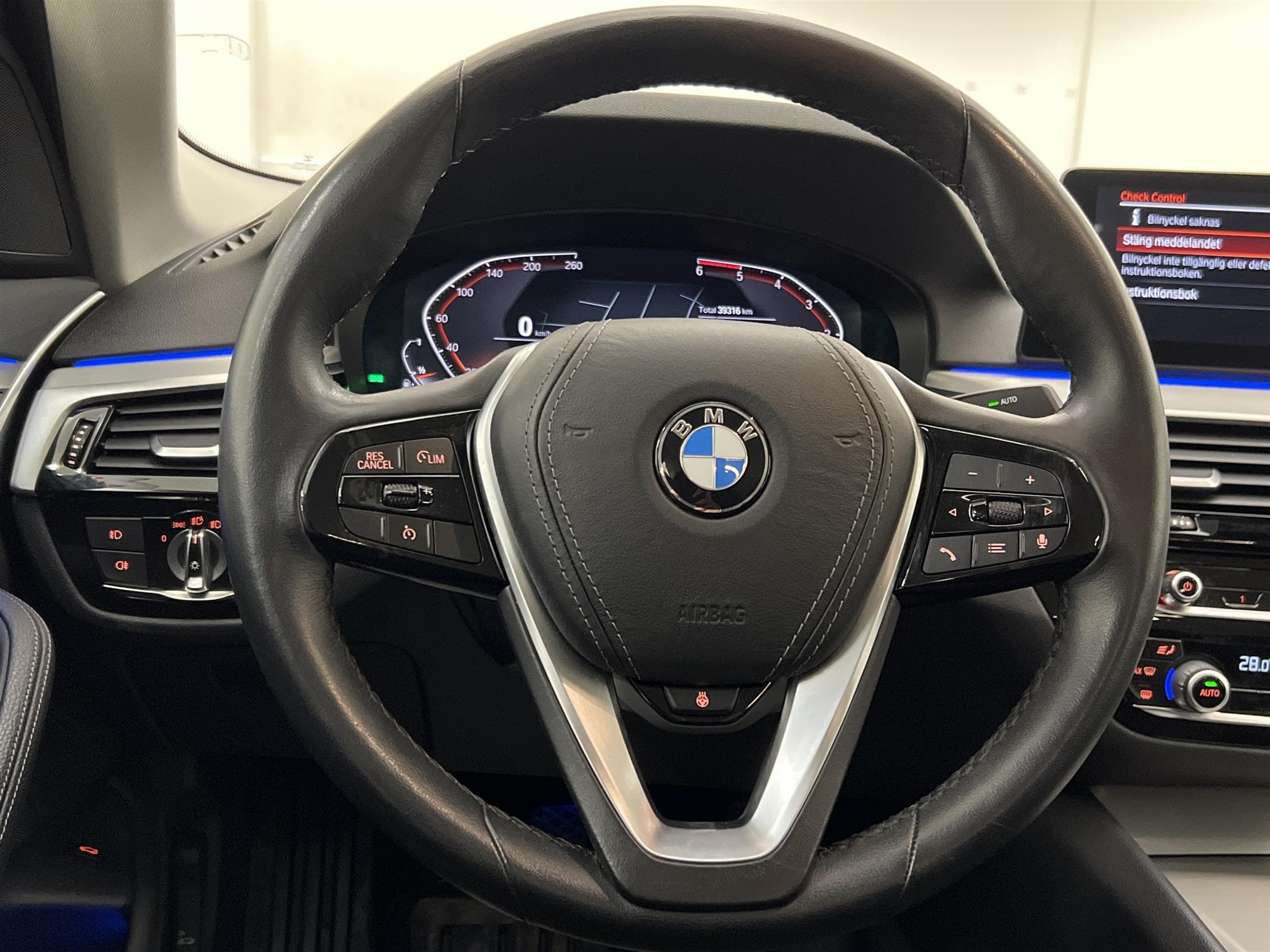 BMW 520 d xDrive 190hk Sportline HiFi Navi Drag 0,47l/milinteriör