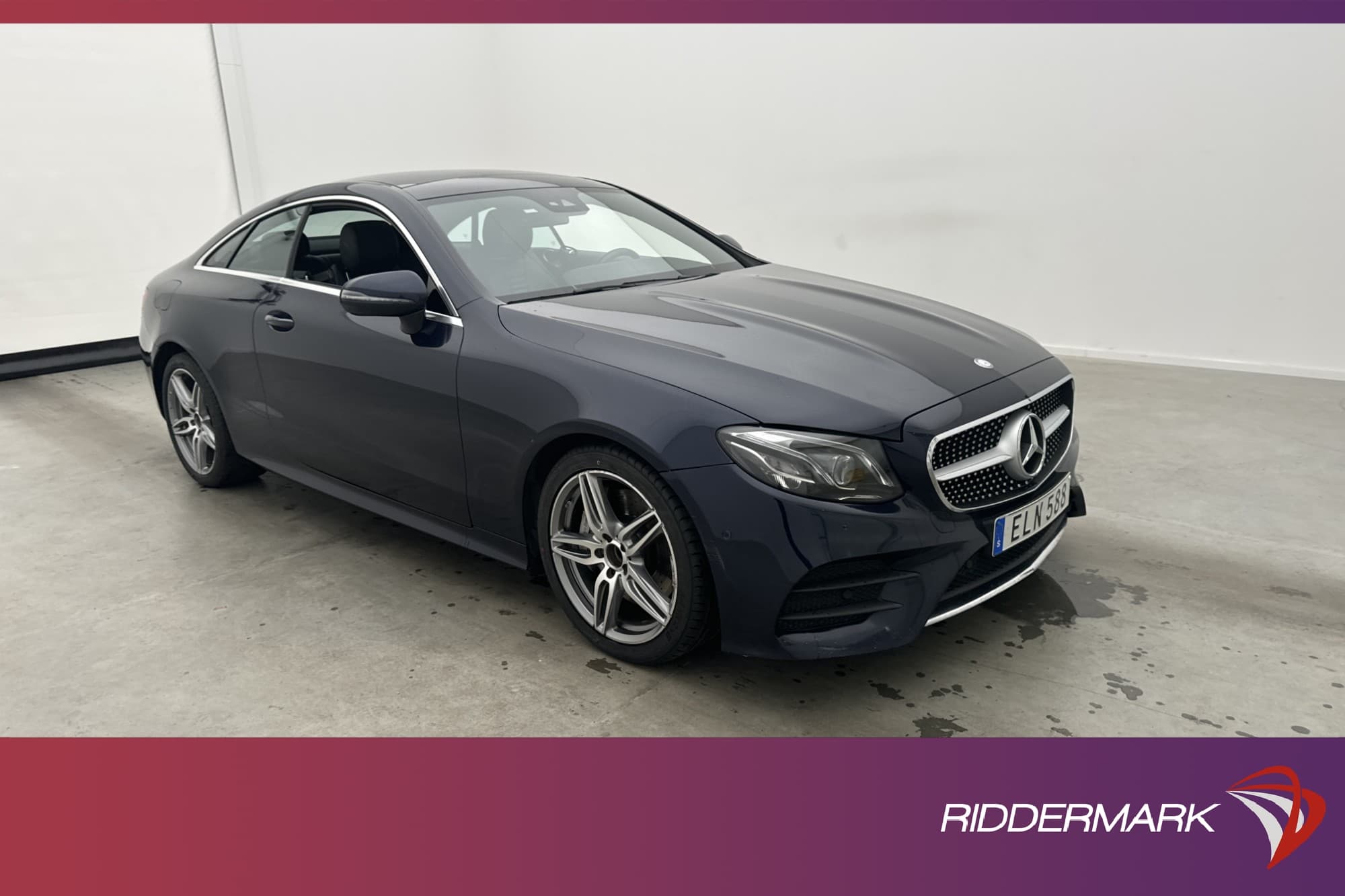 Mercedes-Benz E 300 Coupé AMG Navi Pano P-värm Kamera Skinn