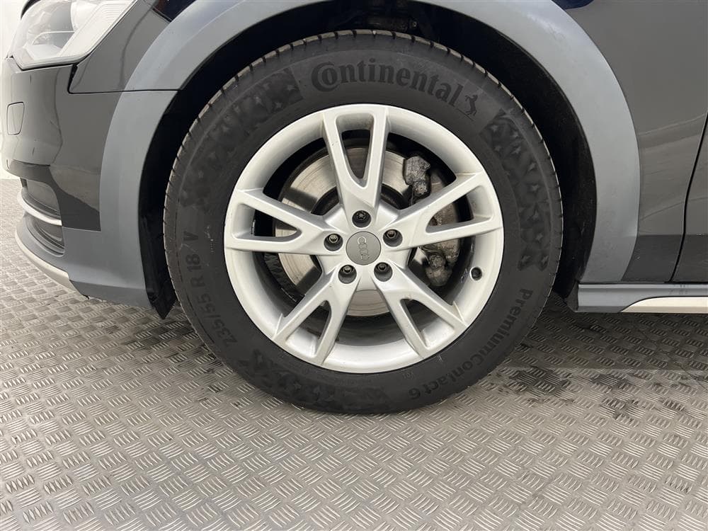 Audi A6 Allroad 3.0 TDI Q Luftfjädring Skinn Drag 0,56l/milinteriör