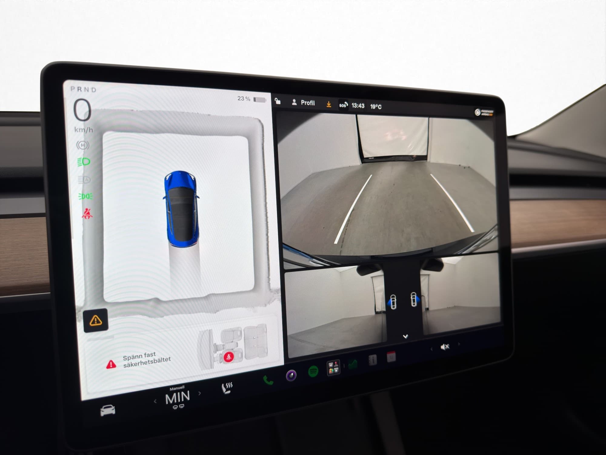 Tesla Model 3 Performance AWD Svensksåld Panorama MOMS