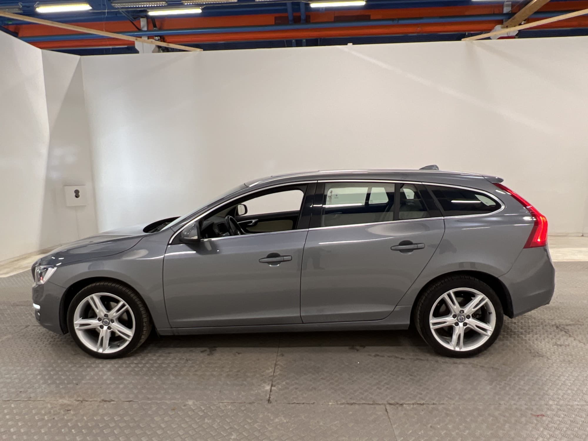 Volvo V60 D4 190hk Summum H/K