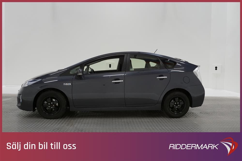 Toyota Prius Plug-in 136hk