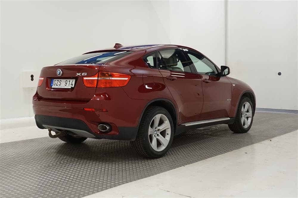 BMW X6 30d E71 235hk Skinn HuD T-lucka B-kam Drag Nyservadexteriör