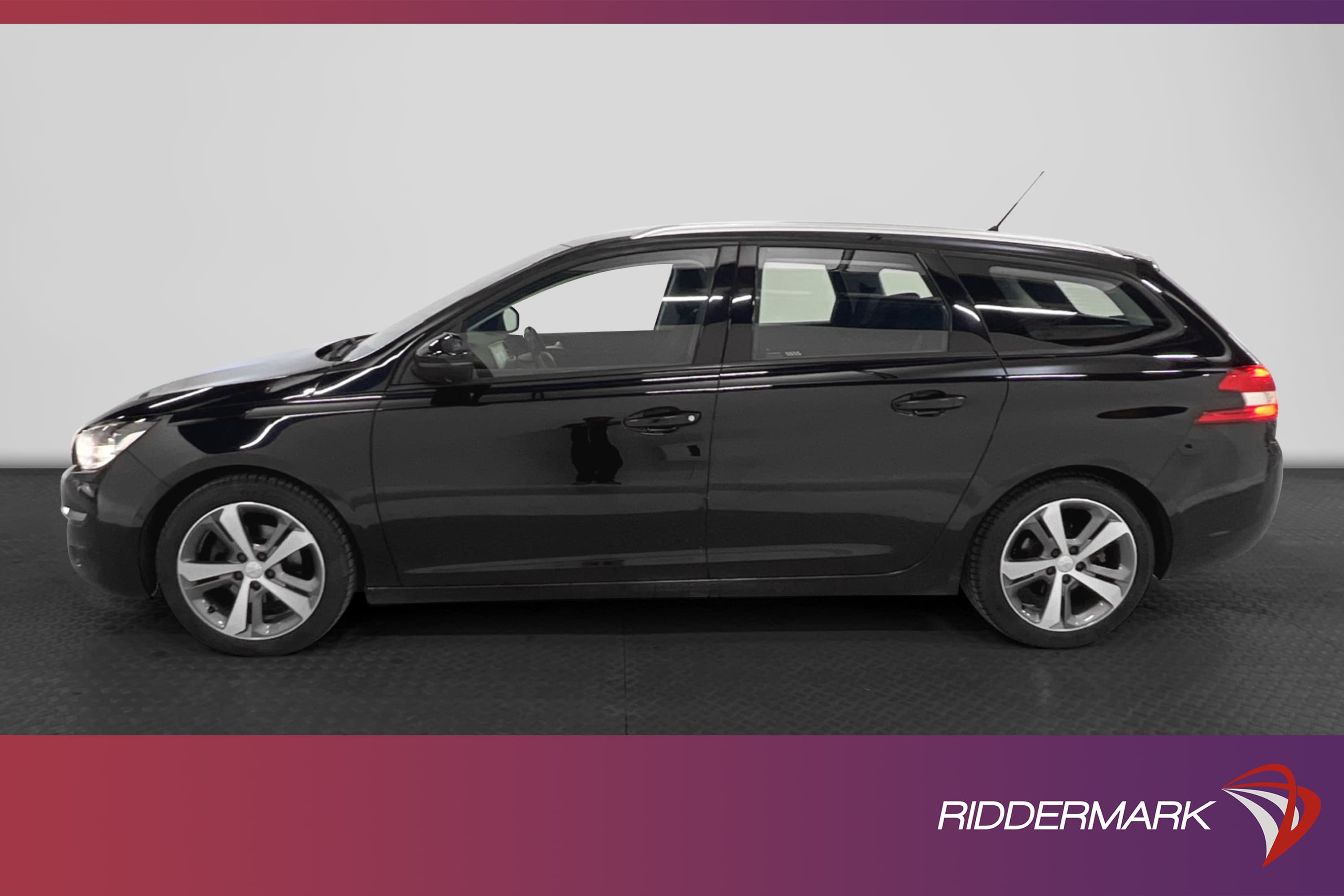 Peugeot 308 1.2 e-THP Active Drag  Touchskärm Välservad