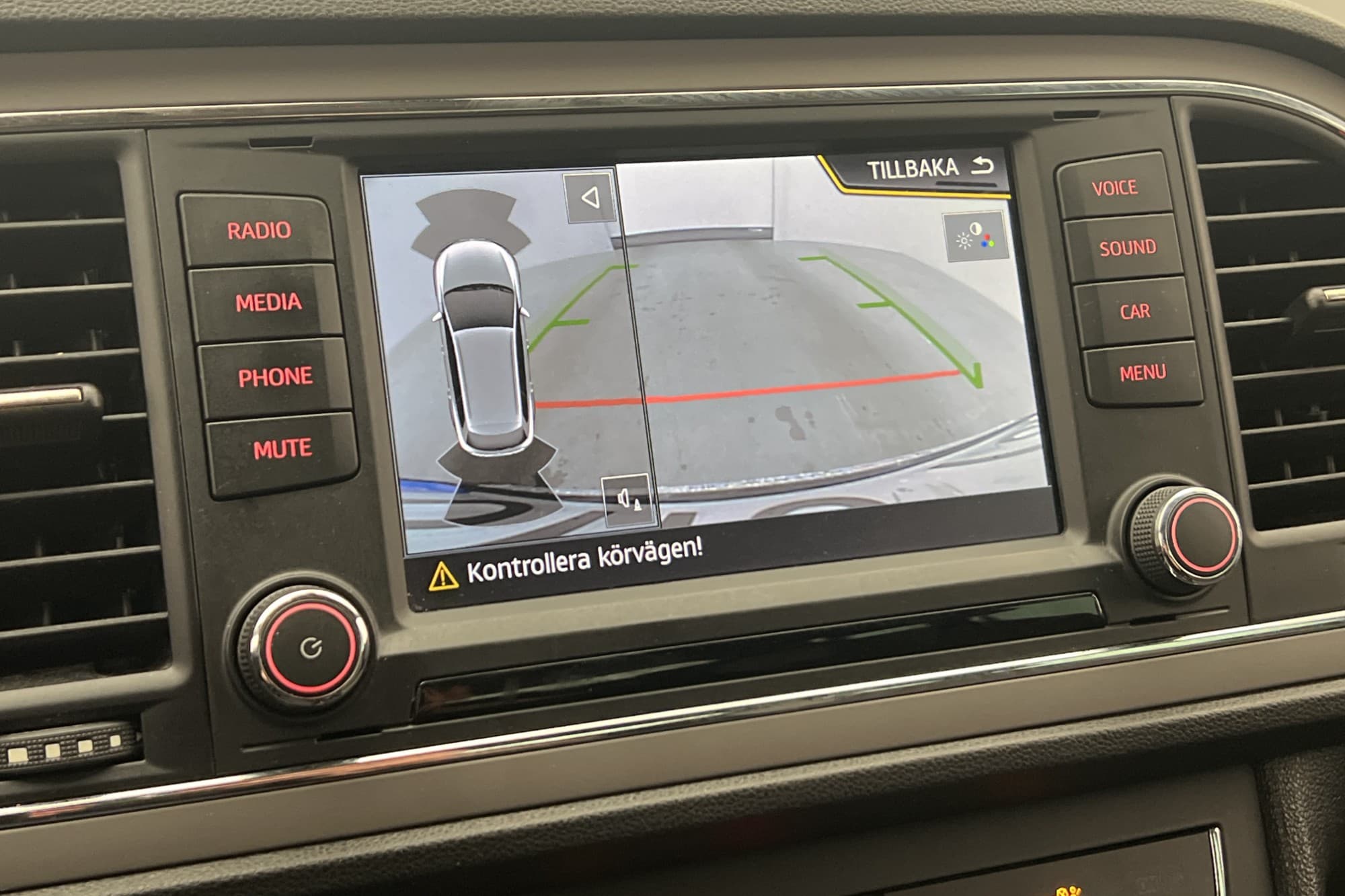 SEAT Leon X-Perience 4D Backkamera CarPlay/Auto Farthållare