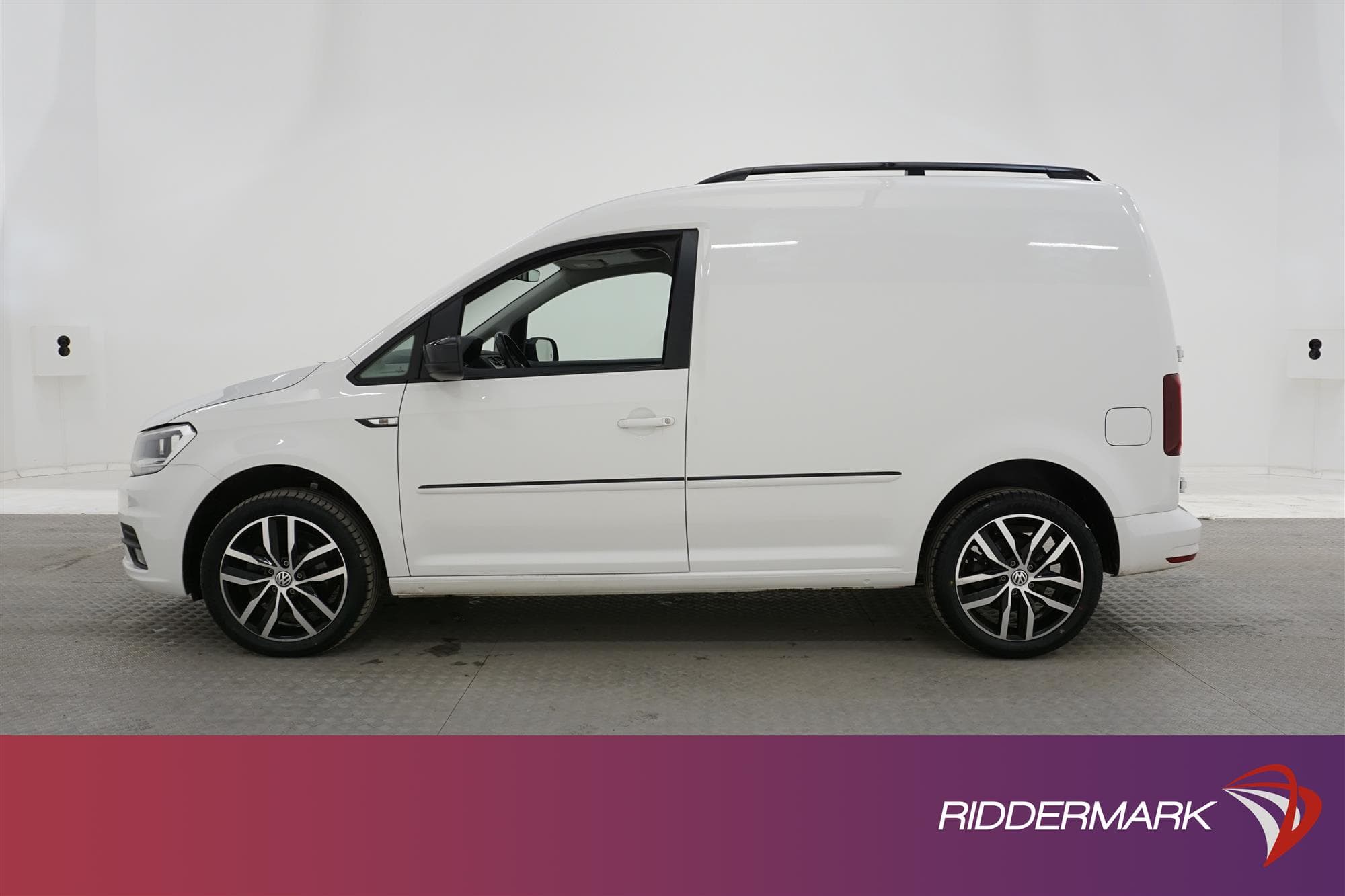 Volkswagen Caddy 2.0TDI Edition35 PDC Drag Värmare Moms 