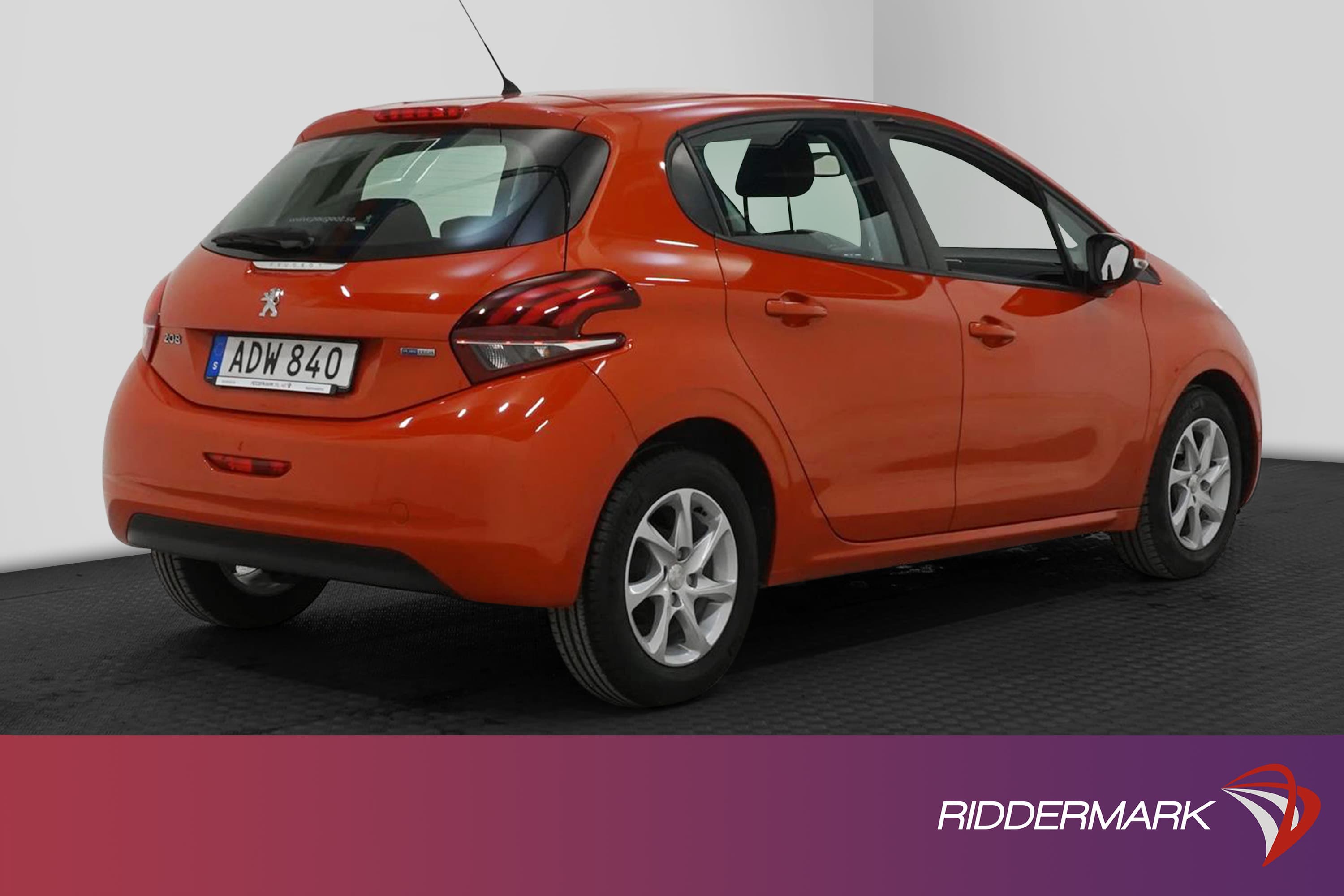 Peugeot 208 5-dörrar 1.2 82hk Låg Skatt 2-Brukare 0,45l/mil