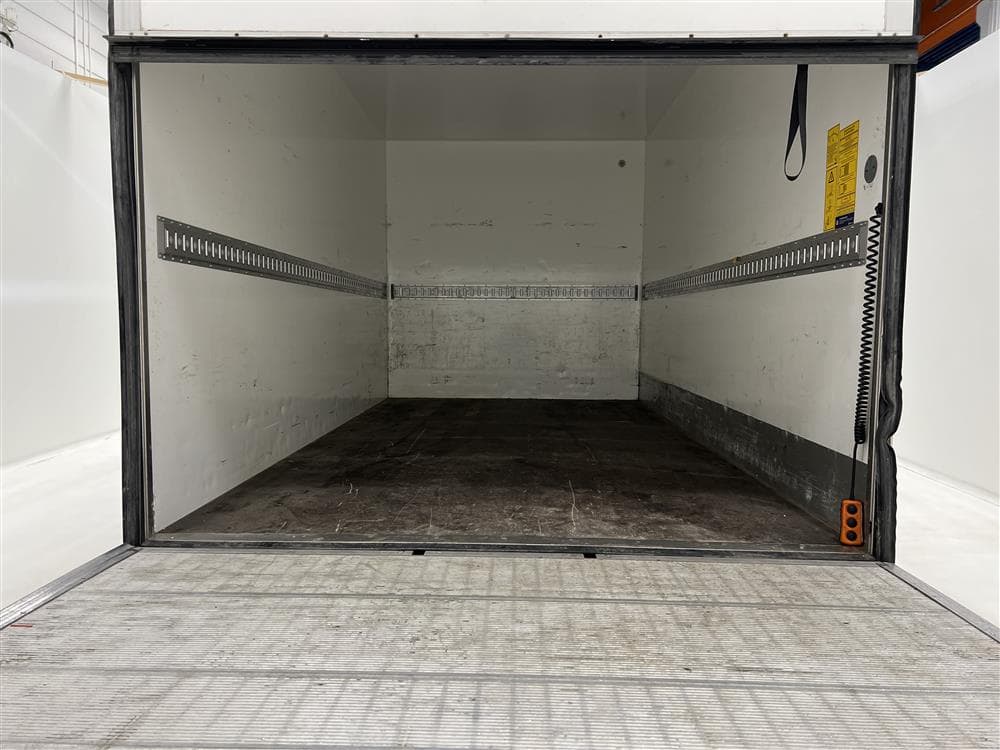 Iveco Daily 35 Automat Bakgavel Kamera Värmare Moms 