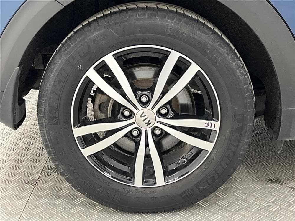 Kia Niro Hybrid 1.6 DCT Navi B-kam Välserv 0,38l/mil