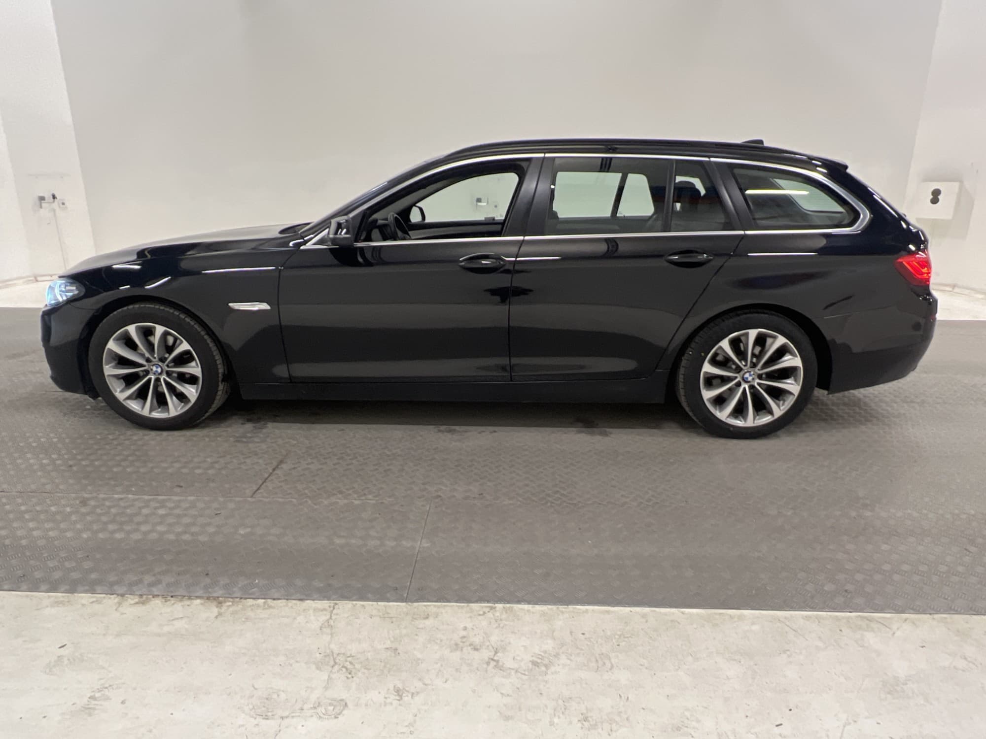 BMW 520d 190hk xDrive