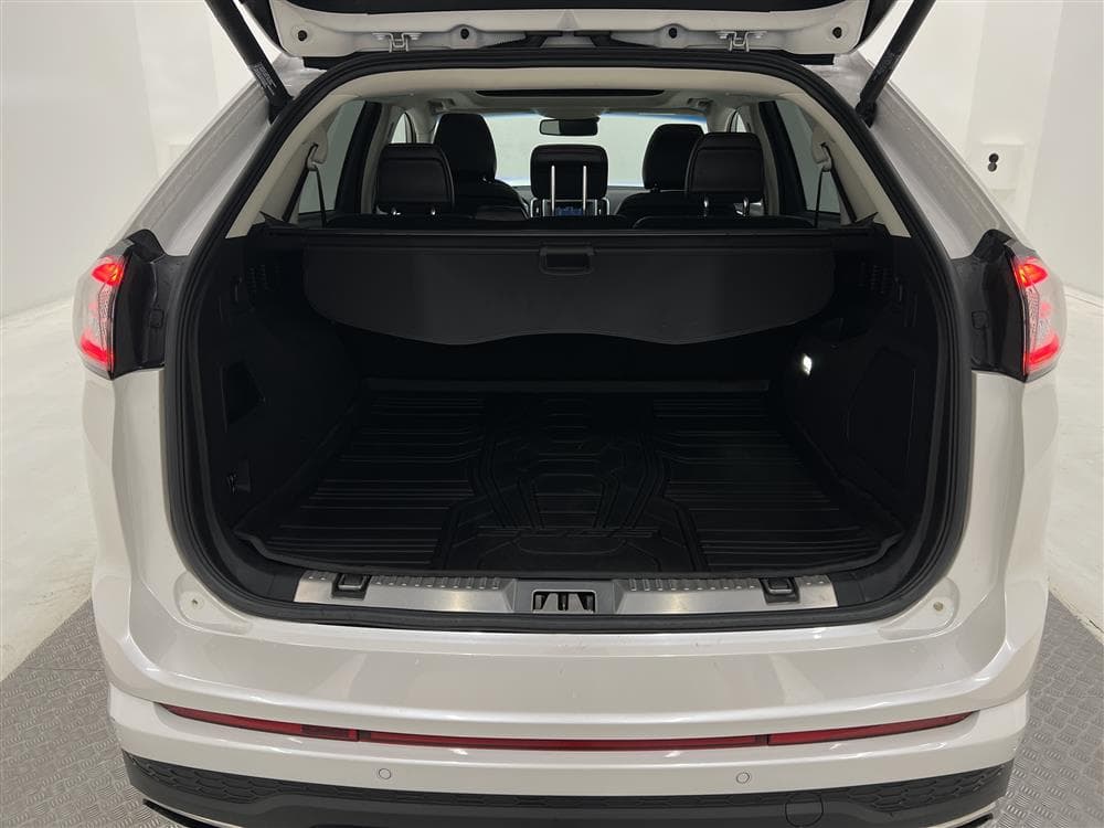 Ford Edge 2.0 TDCi 210hk D-Värm Pano B-Kamera Navi Draginteriör