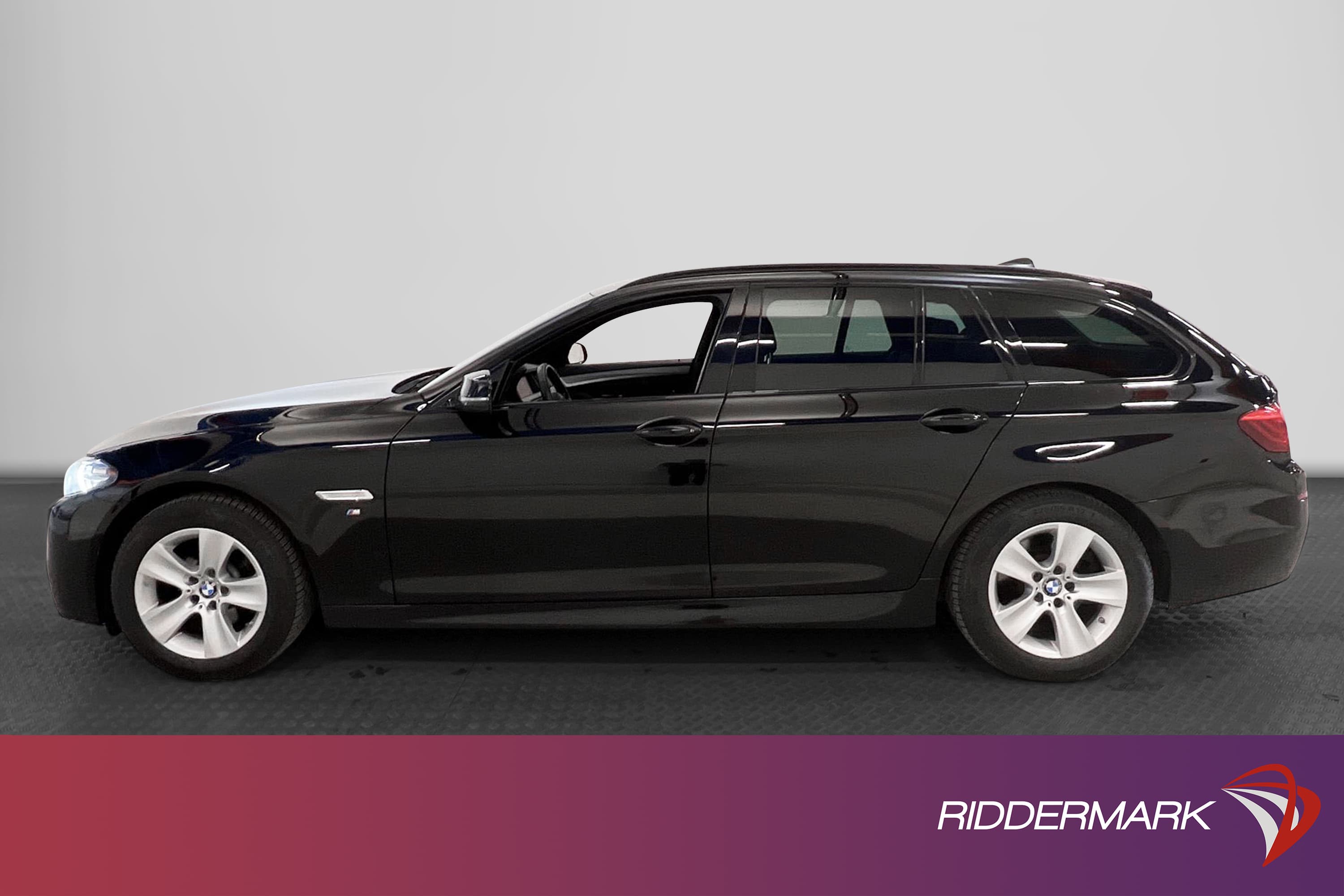 BMW 520d 190hk xDrive M Sport D-värm HiFi Skinn Navi