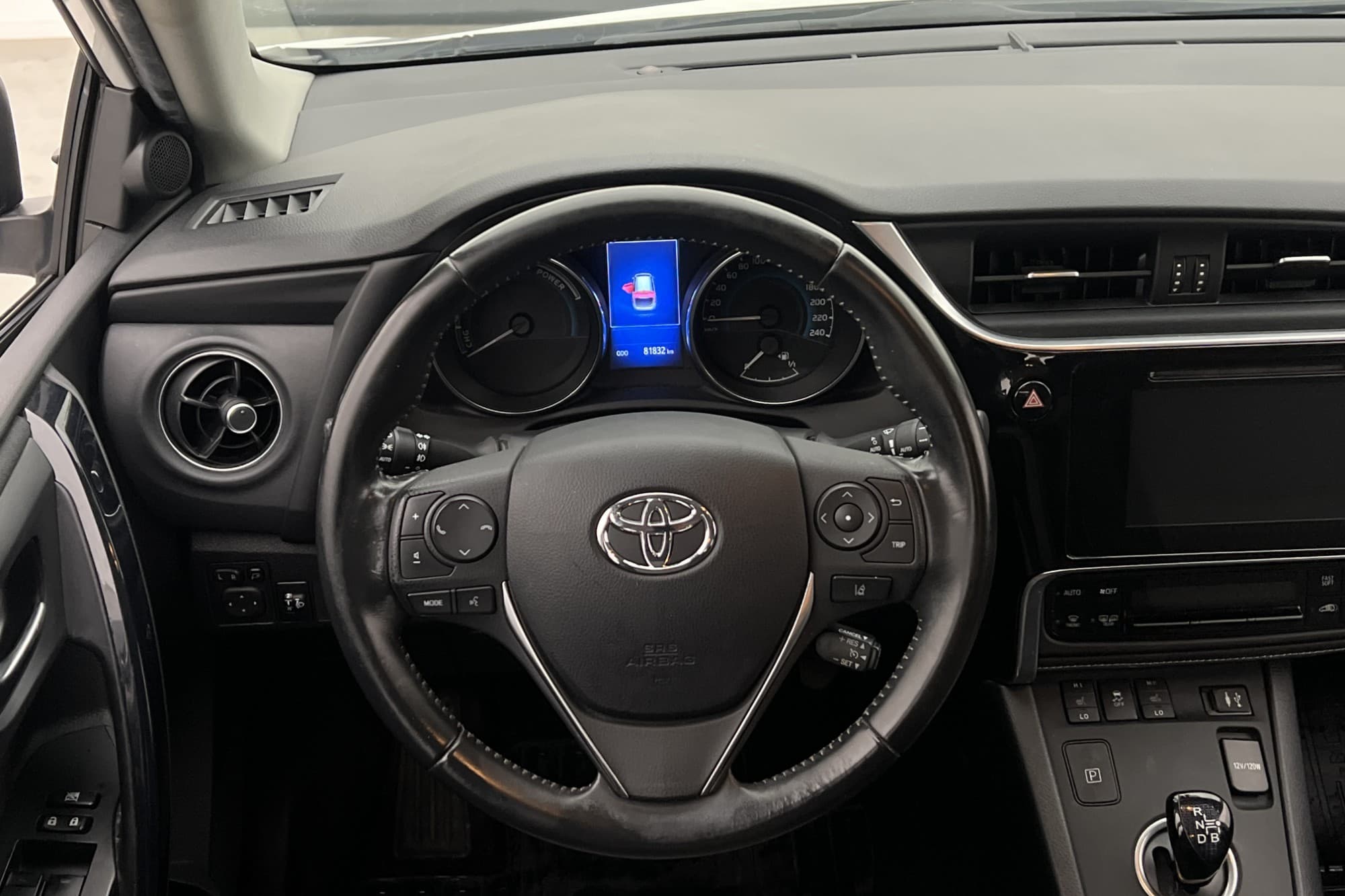 Toyota Auris Touring Hybrid 136hk Intense Edition Kamera