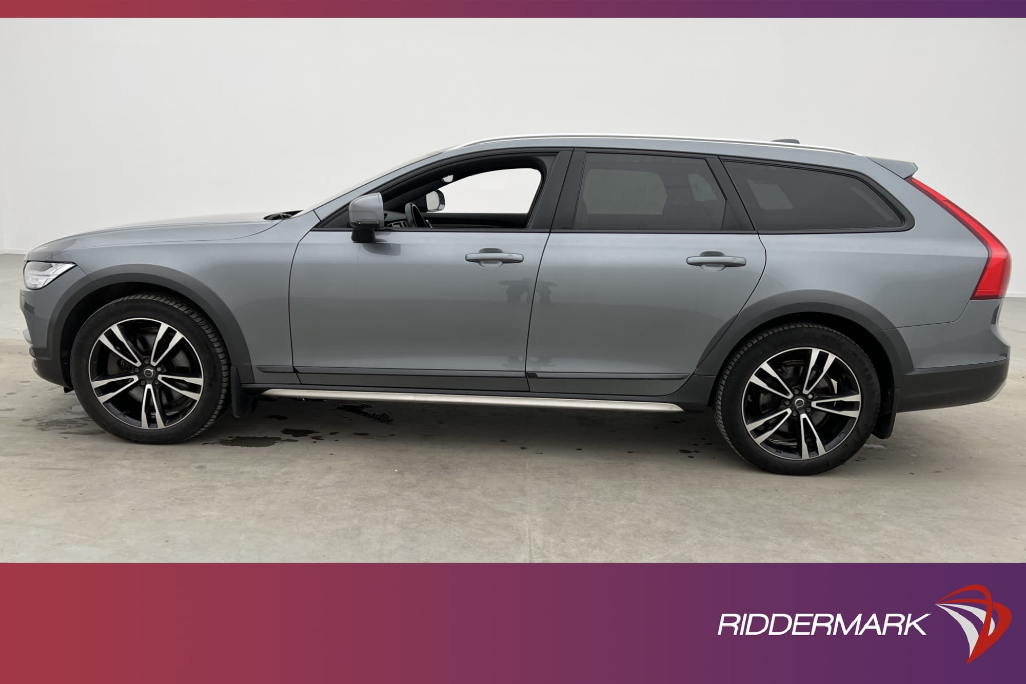 Volvo V90 Cross Country D4 AWD